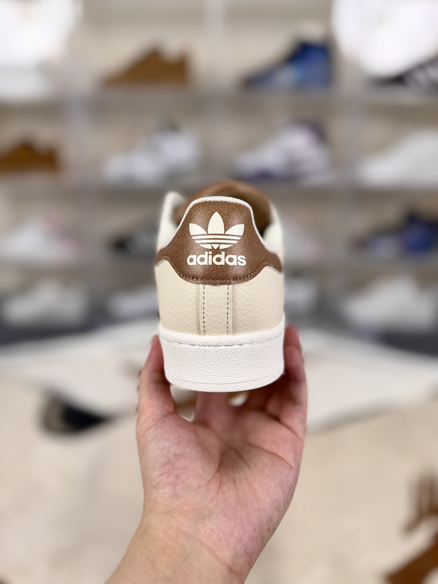 Adidas Originals Superstar Low Top Sneakers - Classic Comfort & Style, Unisex 4 i1756748546420 3698 0 2