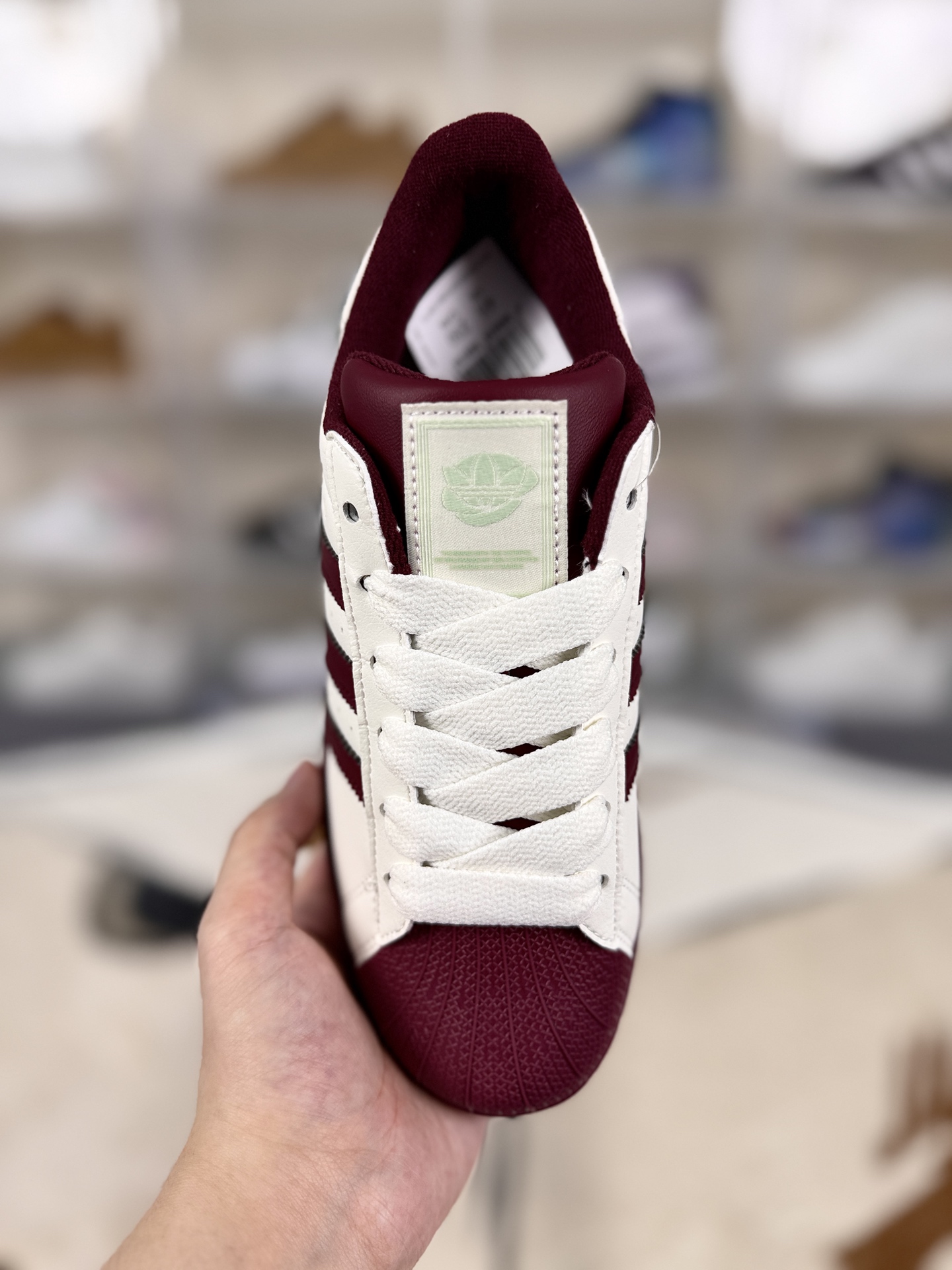 Adidas Originals Superstar Women's Classic Low-Top Sneakers - White/Burgundy 5 i1756748576331 4576 0 3