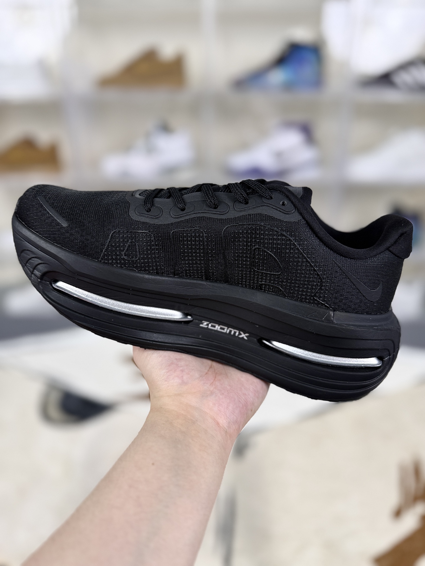 Nike Vomero Premium Running Shoes - Black, Cushioned, and Breathable 2 i1756836085743 4779 0 1