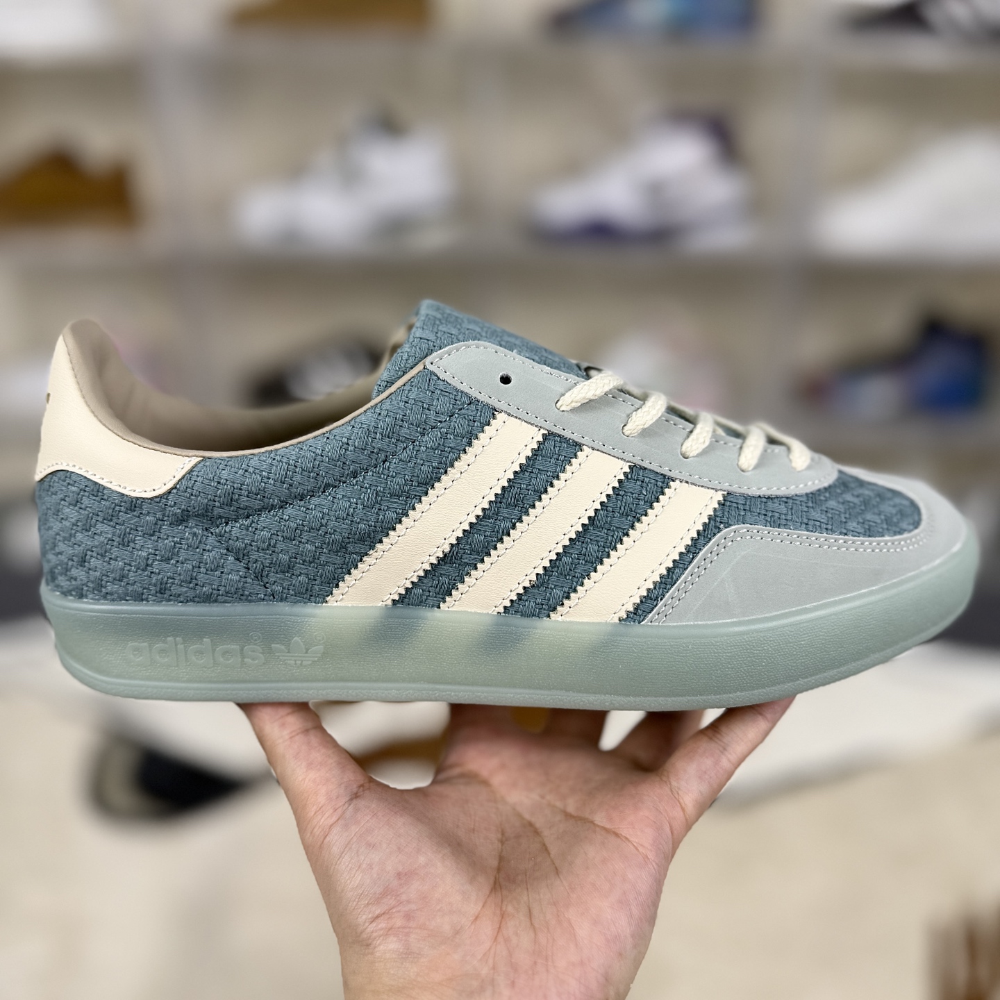 Adidas Originals Gazelle Indoor Low-Top Sneakers - Unisex, Light Blue 7 i1756920843518 6888 0 5