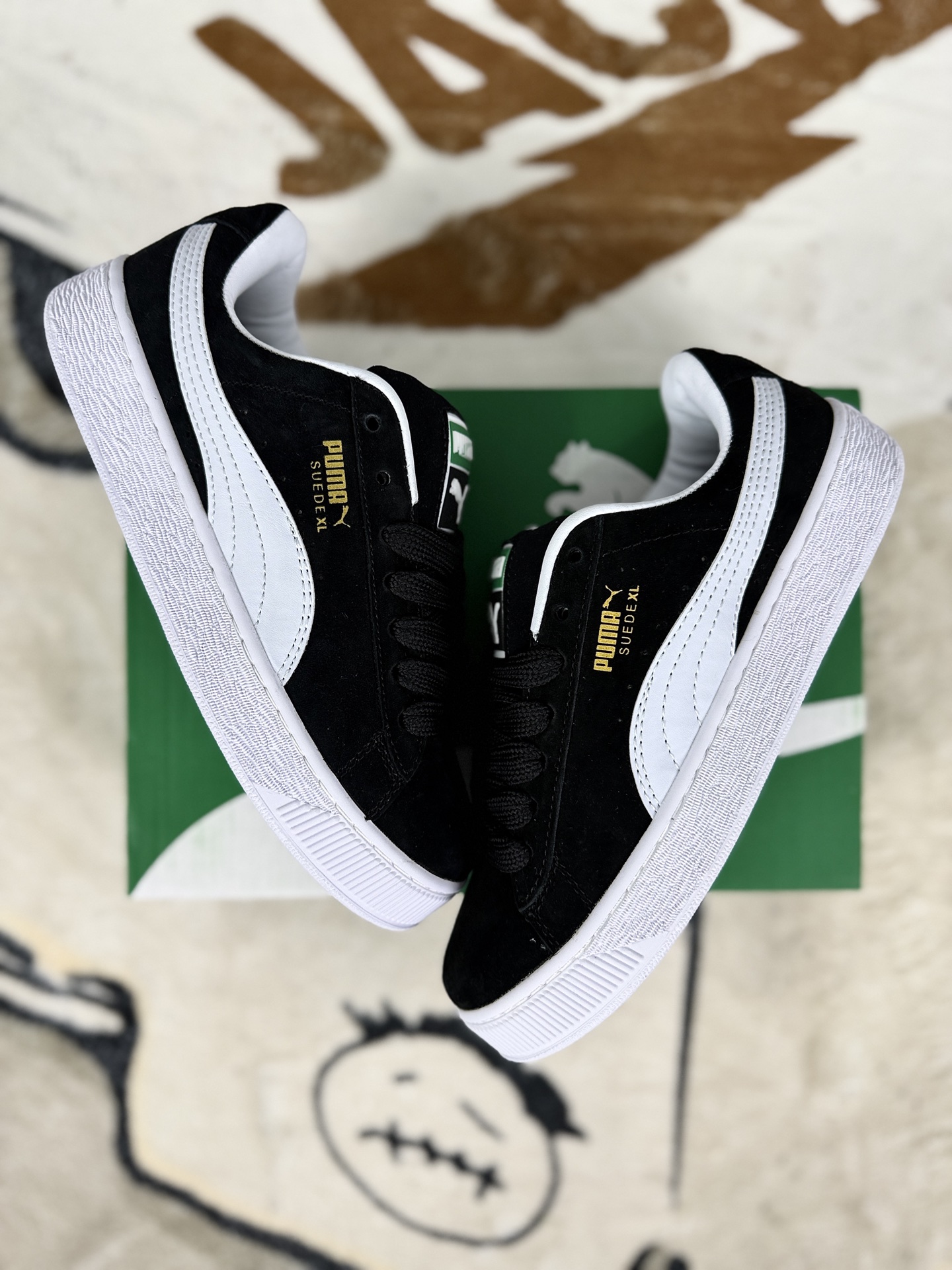 Puma Suede XL: Classic Black & White Low-Top Sneakers for Men & Women 6 i1757006047676 3450 0 6