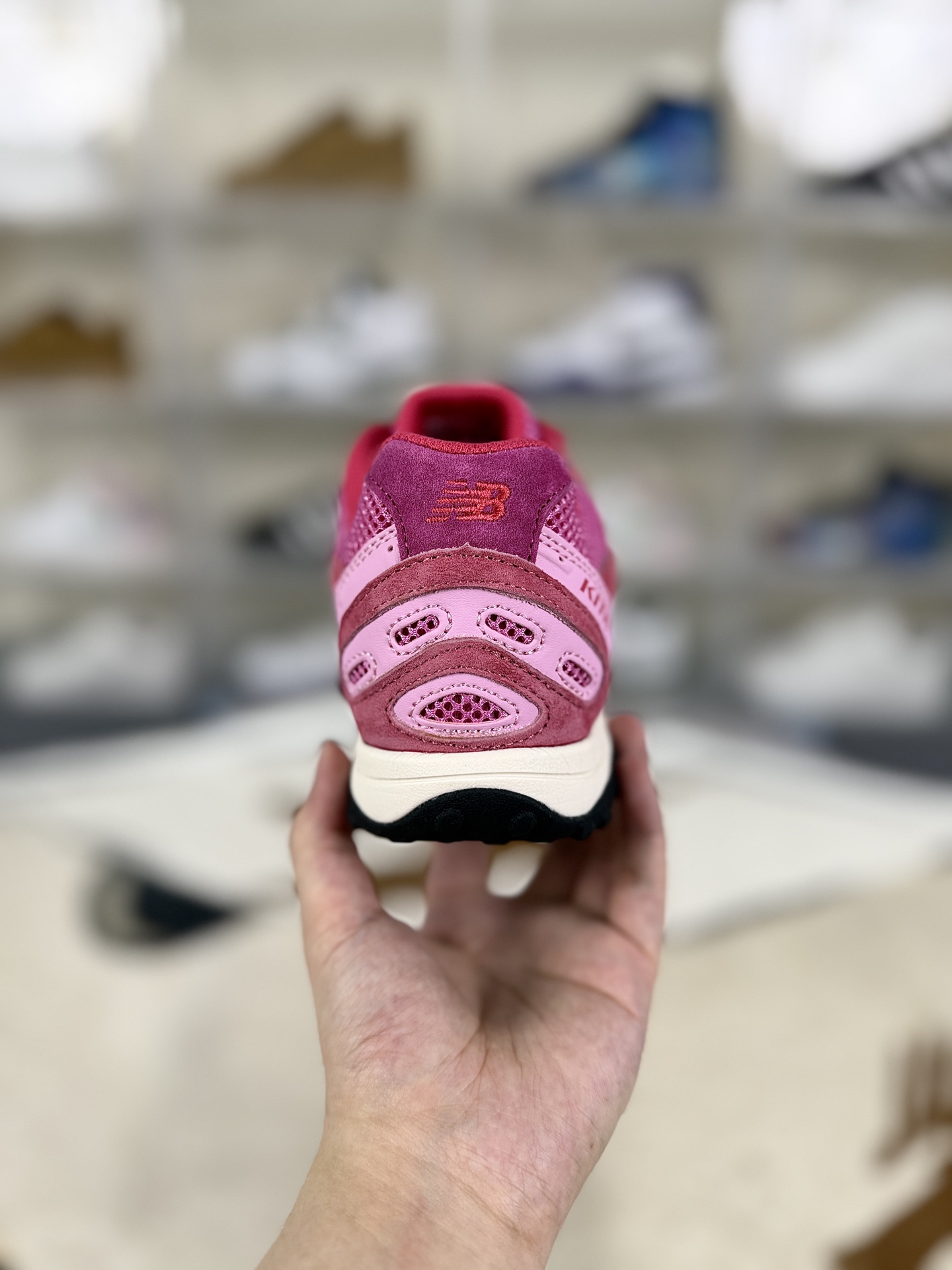 KITH x New Balance 204L Pink Low Top Sneakers - Unisex, Comfortable, Durable 4 i1757356595746 8565 0 2