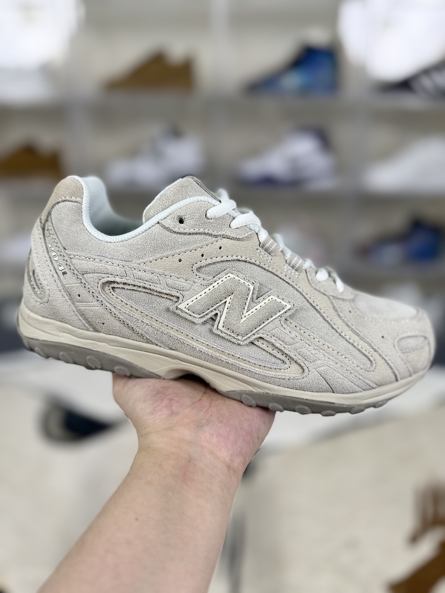 KITH x New Balance 204L: Versatile Comfort, Durable Low-Top Lifestyle Sneakers 2 i1757356620305 9986 0 0