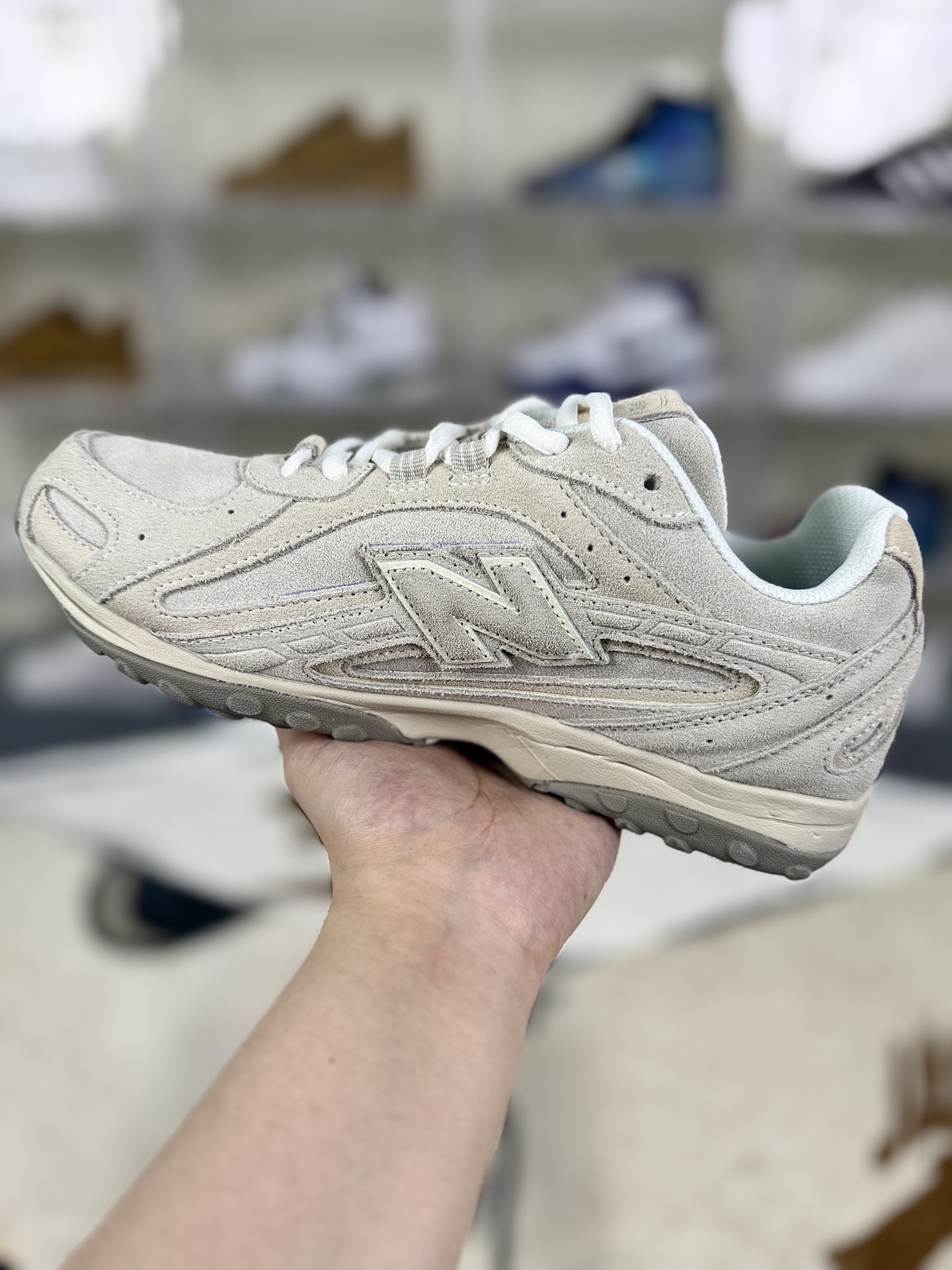 KITH x New Balance 204L: Versatile Comfort, Durable Low-Top Lifestyle Sneakers 3 i1757356621717 4957 0 1