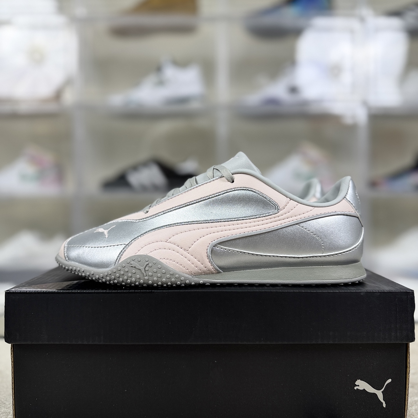 PUMA Bella V2 Leather Silver Pink Low-Top Lifestyle Sneakers for Women 10 i1757357602458 7154 0 8