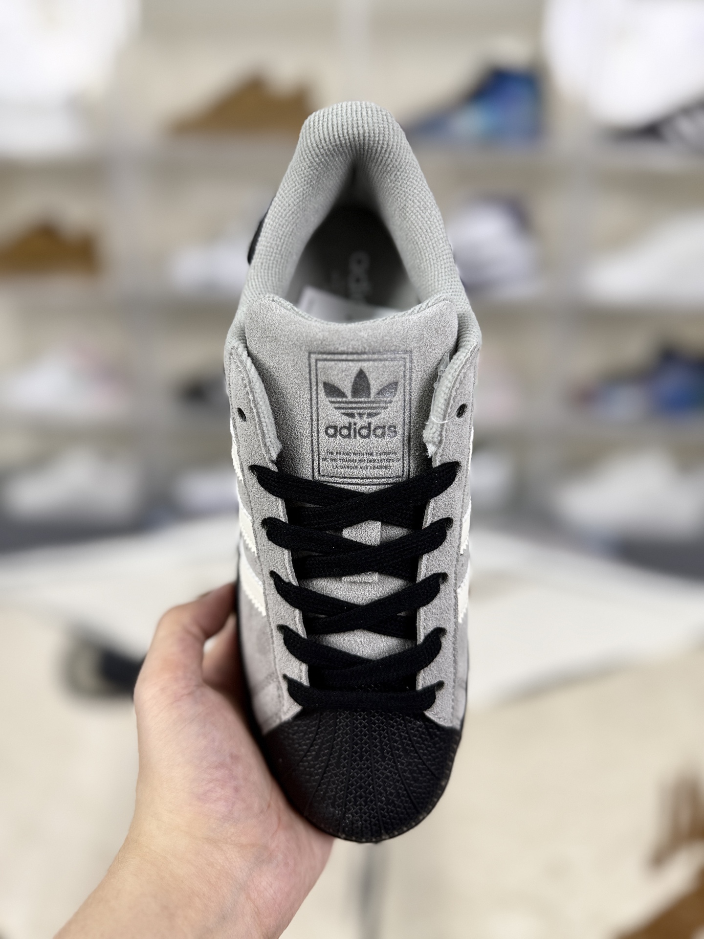 Adidas Originals Superstar Gray Suede Classic Low-Top Sneakers Unisex 5 i1757699976565 8032 0 3