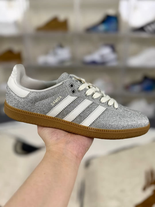 Adidas Originals Samba Shiny Pack Low-Top Sneakers - Silver - Unisex