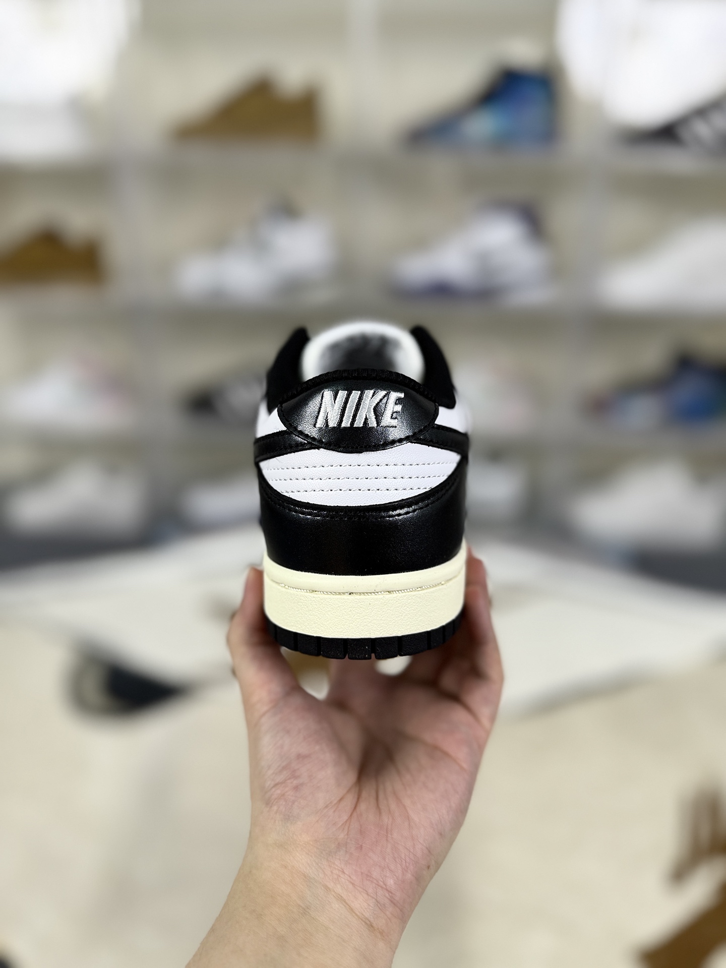Nike Dunk Low PRM "Vintage Panda" - Premium Leather, Classic Style 3 i1757786122281 5827 0 2