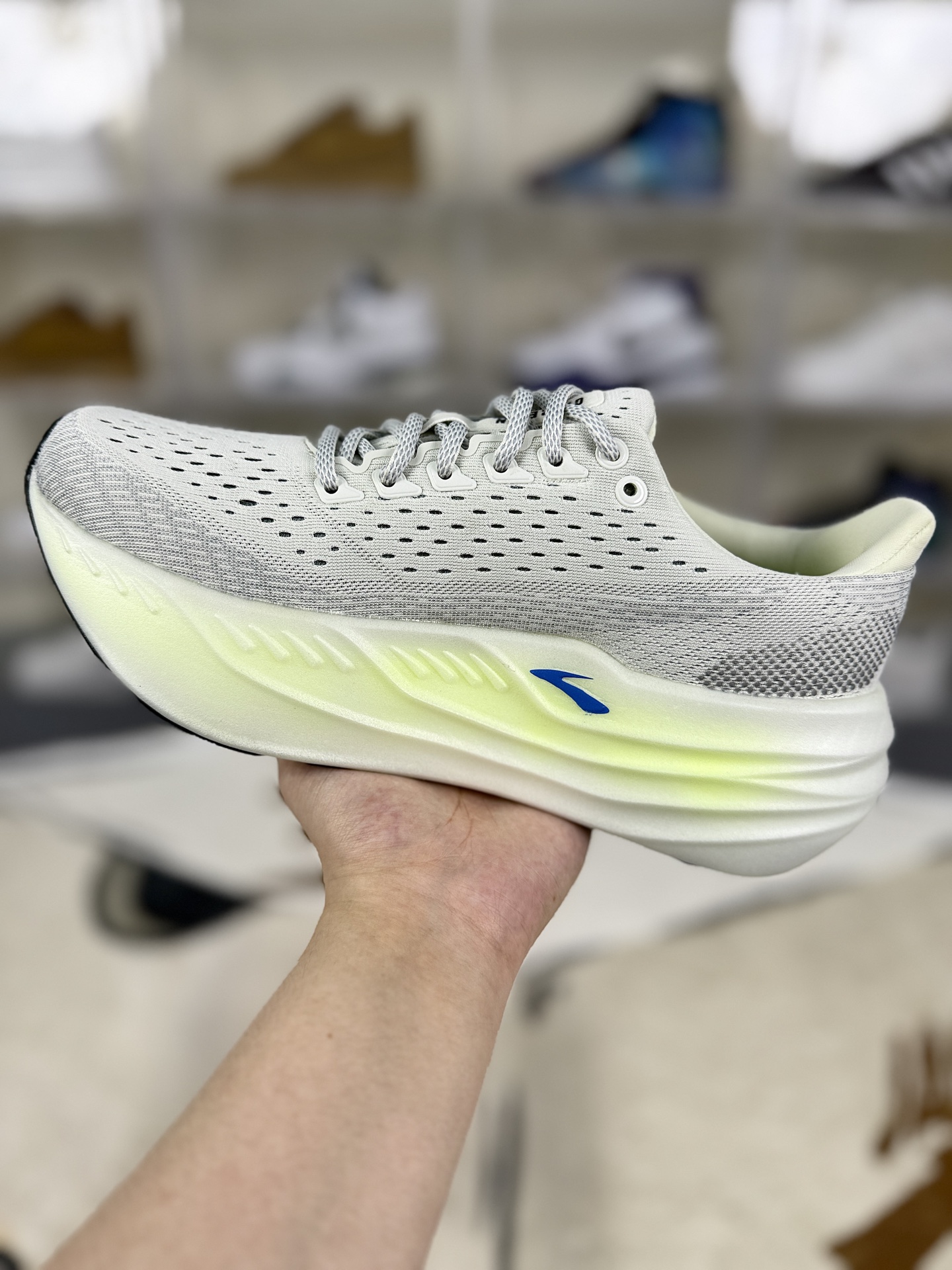 Brooks Glycerin Max Running Shoes - Ultimate Cushioning for Marathon & Daily Runs 3 i1757786276362 492 0 1