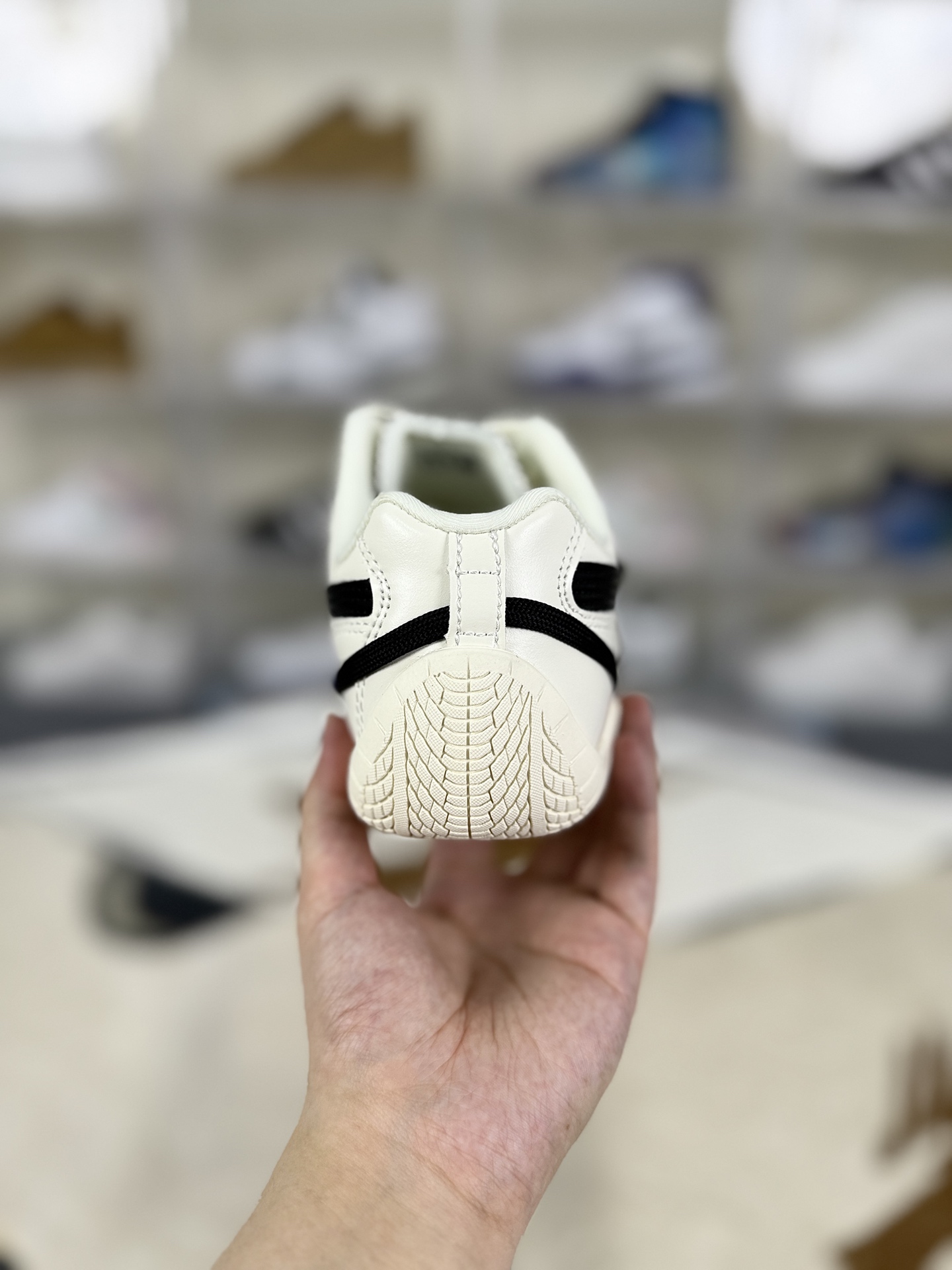 PUMA Speedcat OG Sneakers: Rosé Edition, Low-Profile Racing Style Unisex Shoes 4 i1757786421144 8466 0 2