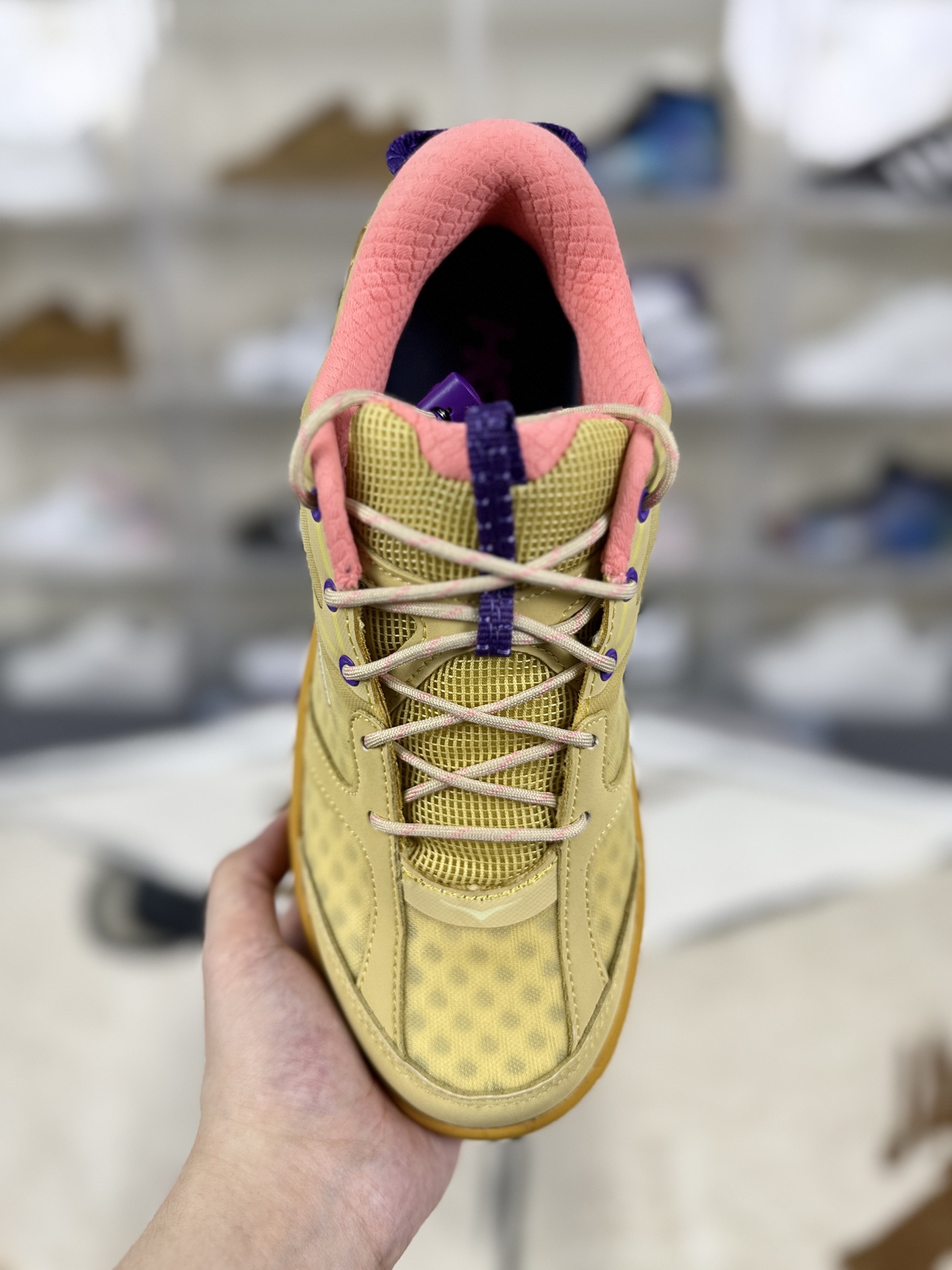 Hoka One One Bondi B 3 Flaxseed Varsity Yellow Running Shoes 5 i1757870327218 7632 0 3