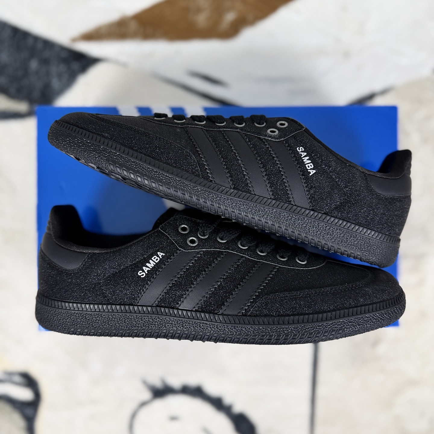 Adidas Originals Samba Shiny Pack Low-Top Sneakers - Unisex Comfort & Style 9 i1757960939124 6372 0 7