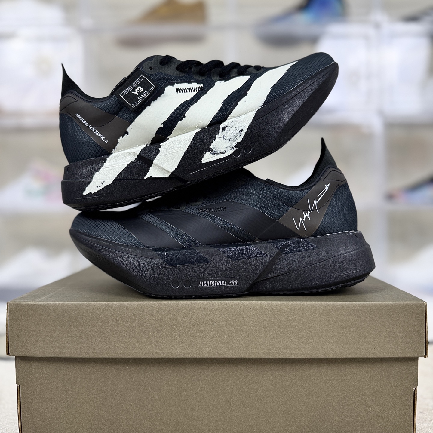 Y-3 x Adidas Adios Pro 4: Fashionable, Shock-Absorbing, Low-Top Sneakers 10 i1757960991515 1194 0 8