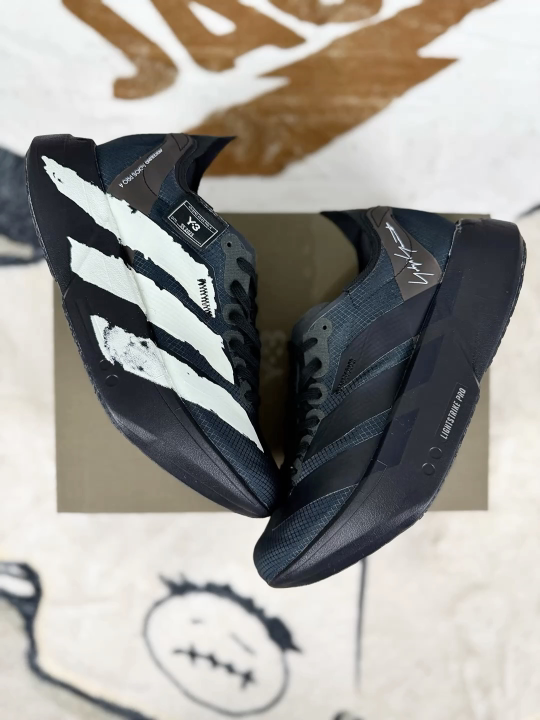 Y-3 x Adidas Adios Pro 4 M: Fashionable, Shock-Absorbing, Low-Top Sneakers