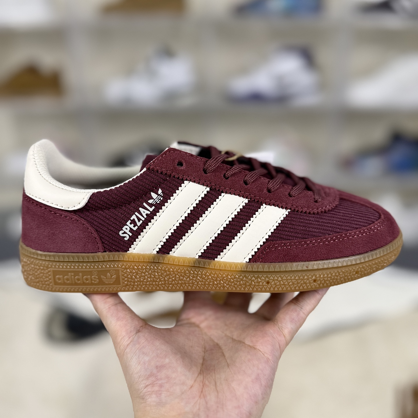 Adidas Originals Handball Spezial Wine Red Low-Top Sneakers Unisex (IG1978) 7 i1758391894380 8431 0 5