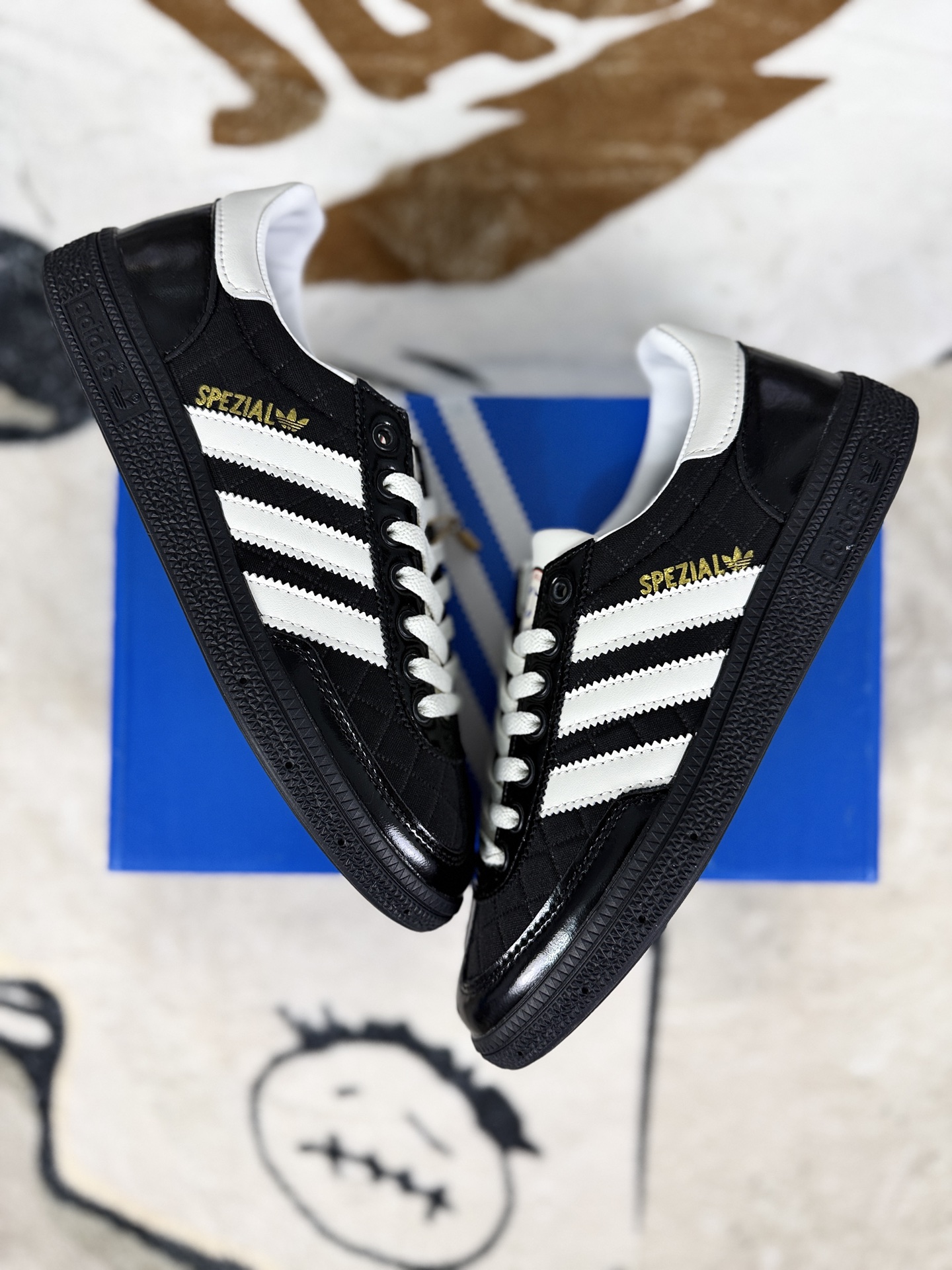 Adidas Originals Handball Spezial: Lightweight, Low-Profile Sneakers—Unisex Style 5 i1758479658240 5377 0 6