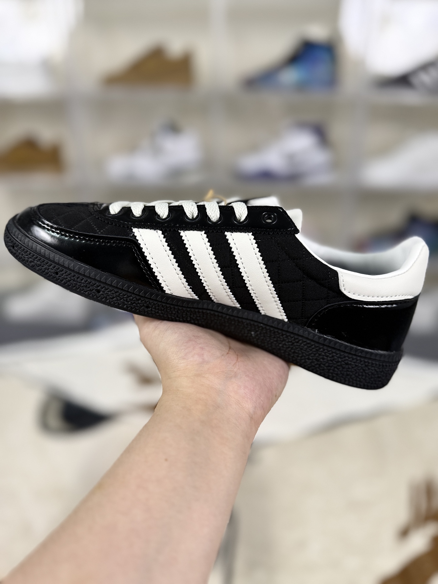 Adidas Originals Handball Spezial: Lightweight, Low-Profile Sneakers—Unisex Style 2 i1758479658323 2509 0 1