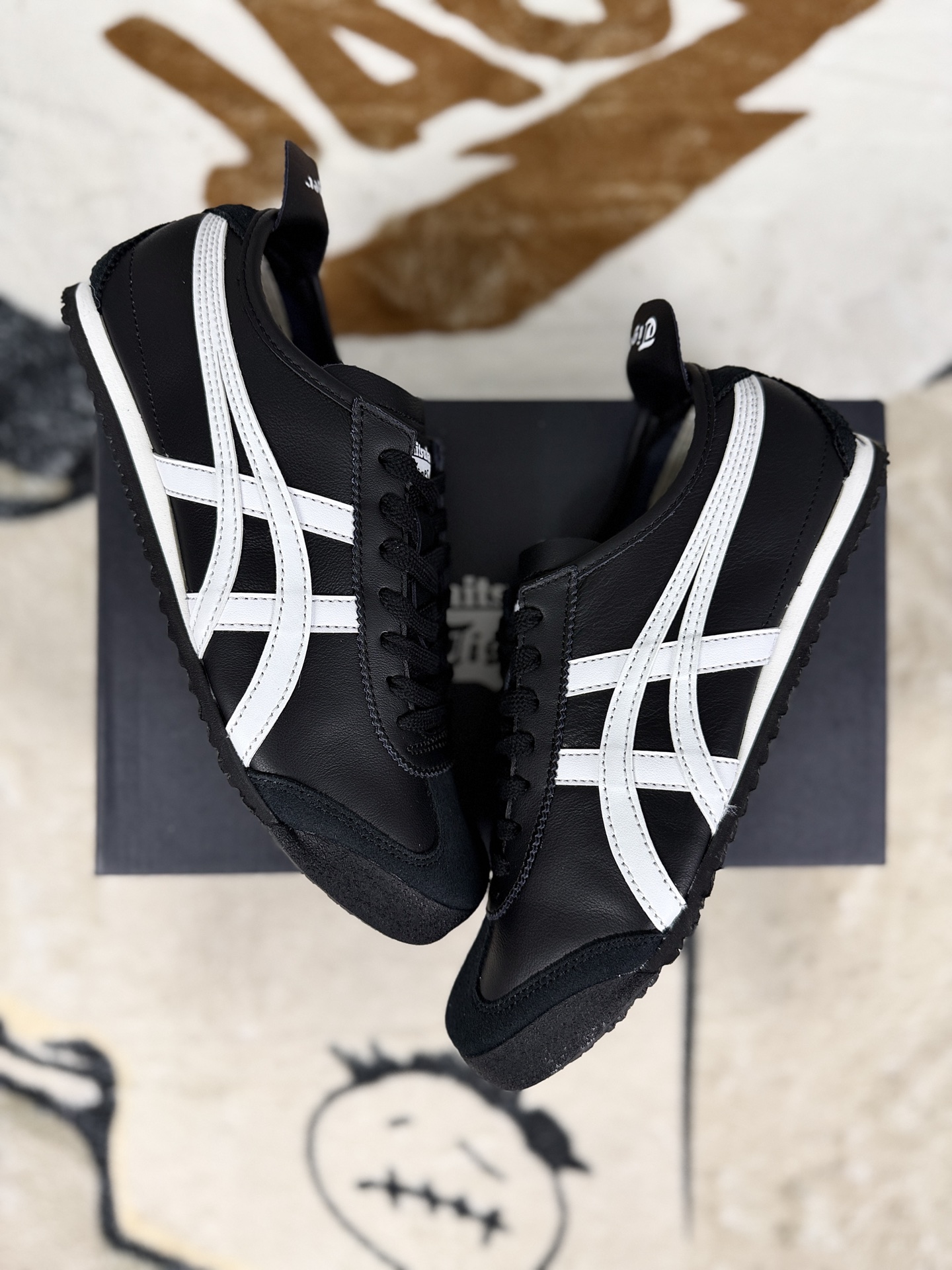Onitsuka Tiger MEXICO 66 Black/White Leather Low-Top Sneakers Unisex 6 i1758821373895 6944 0 6