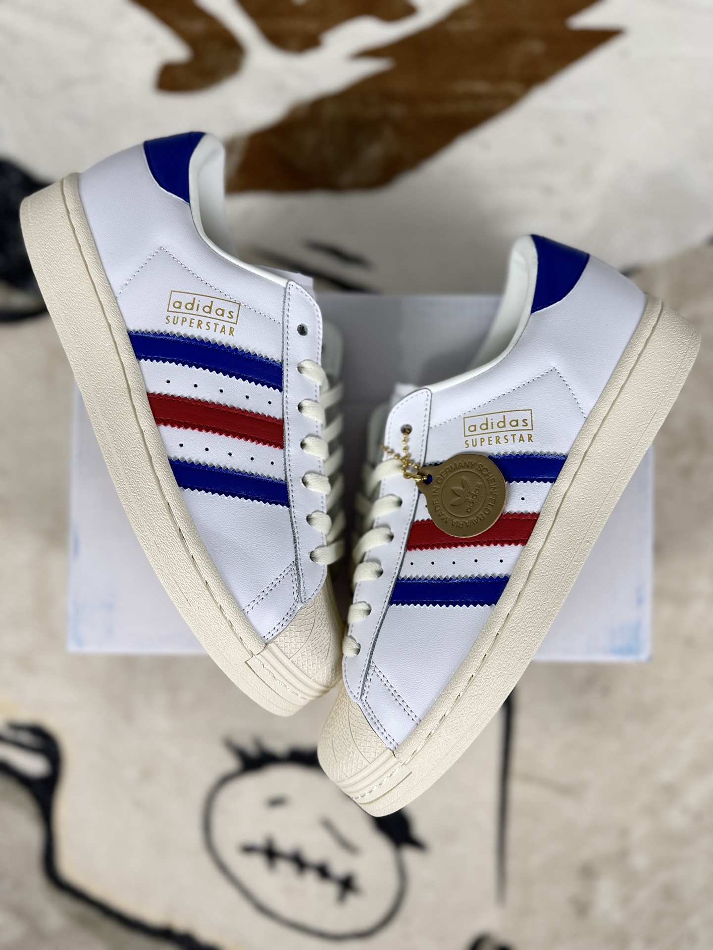 Adidas Originals Superstar Vintage White Blue Red Unisex Sneakers 5 i1759006624603 3507 0 6