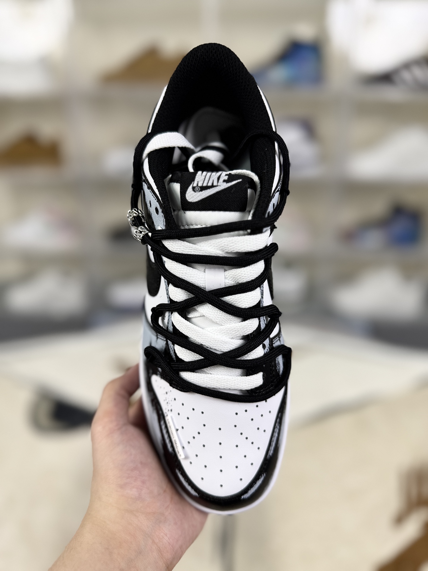 Nike Dunk Low 'Black Mamba' CNY Edition - Stylish Sneakers for Men and Women 5 i1759609414444 4899 0 3
