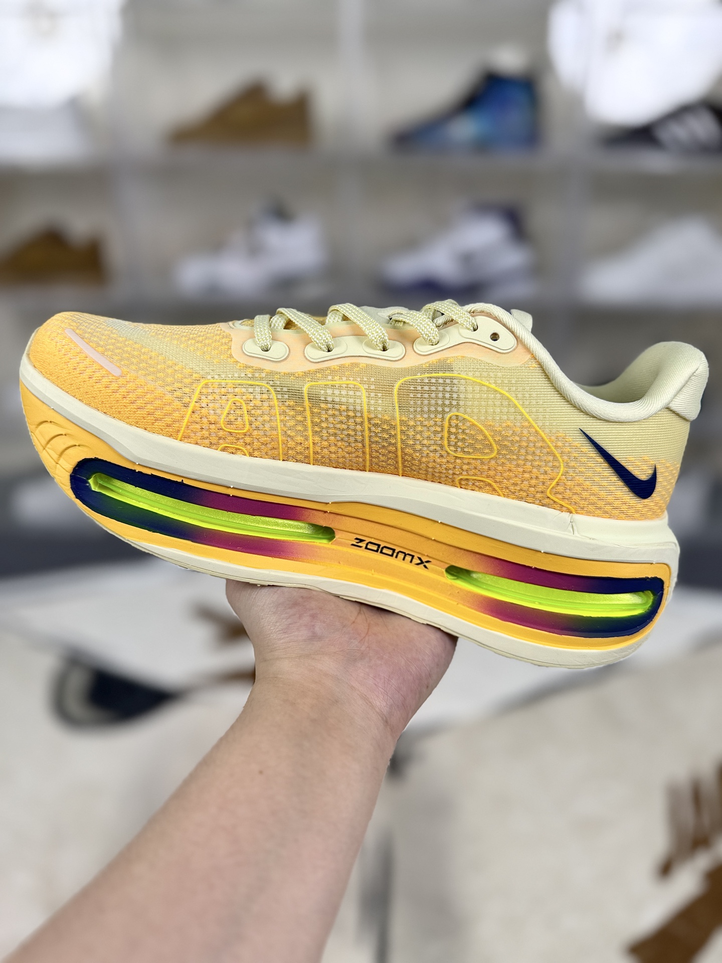 Nike Vomero Premium Running Shoes - Comfortable, Lightweight, and Durable 3 i1759866030158 5714 0 1