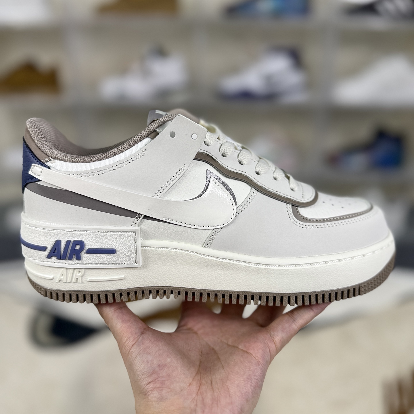 Nike Air Force 1 Shadow Women's Sneaker Low-Top Beige IO7594-101 8 i1759866052302 8077 0 5