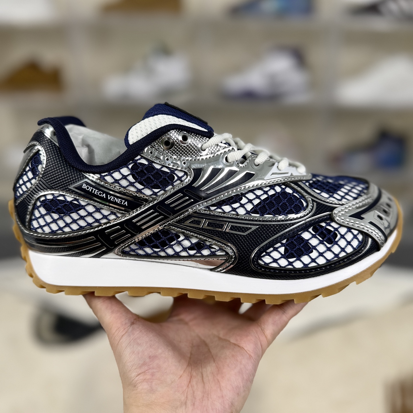 Bottega Veneta Orbit Leather Lace-Up Round Toe Sneakers - Blue, Unisex Style 8 i1759950980888 2587 0 5
