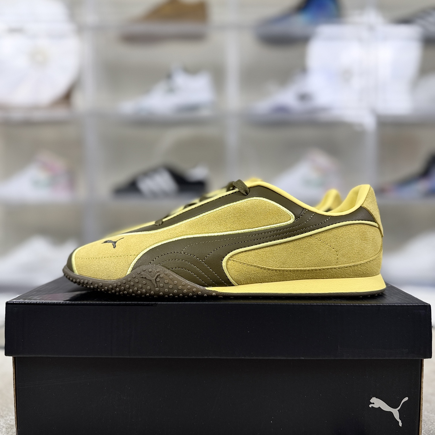 PUMA Bella V2 Suede Sneakers - Classic Low-Top Design with Double Laces 10 i1759951124318 1475 0 8