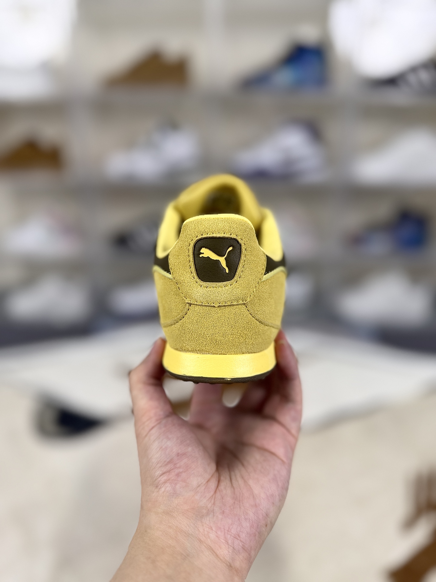 PUMA Bella V2 Suede Sneakers - Classic Low-Top Design with Double Laces 4 i1759951124423 5611 0 2