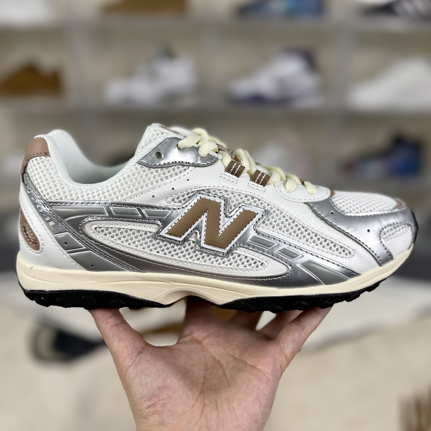 New Balance 204L White Silver Brown Unisex Lifestyle Sneakers 8 i1760035002146 8989 0 5