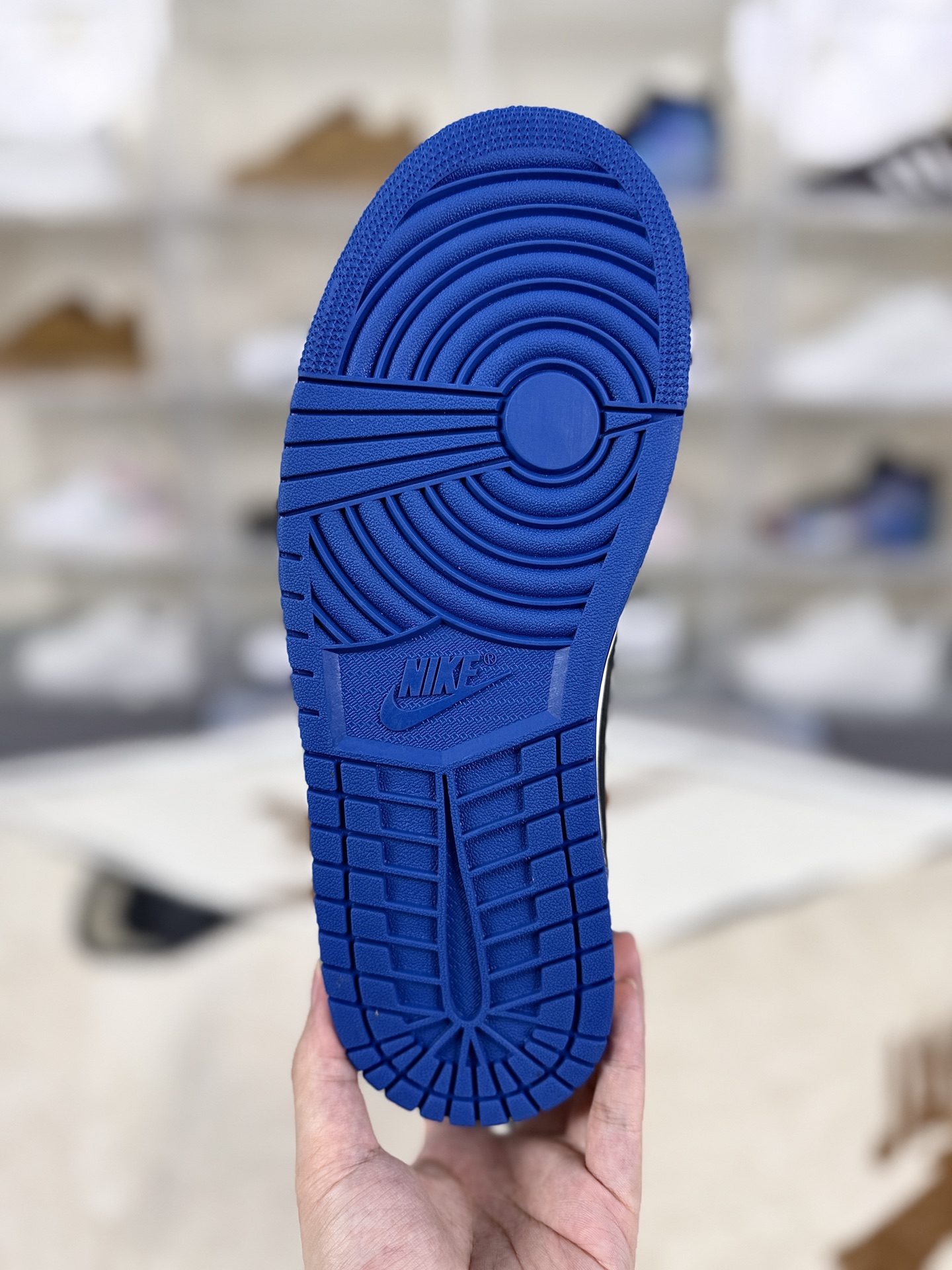 Travis Scott x Fragment Design Air Jordan 1 Low OG SP - Size 35.5-47.5 7 i1760297963732 1177 0 4