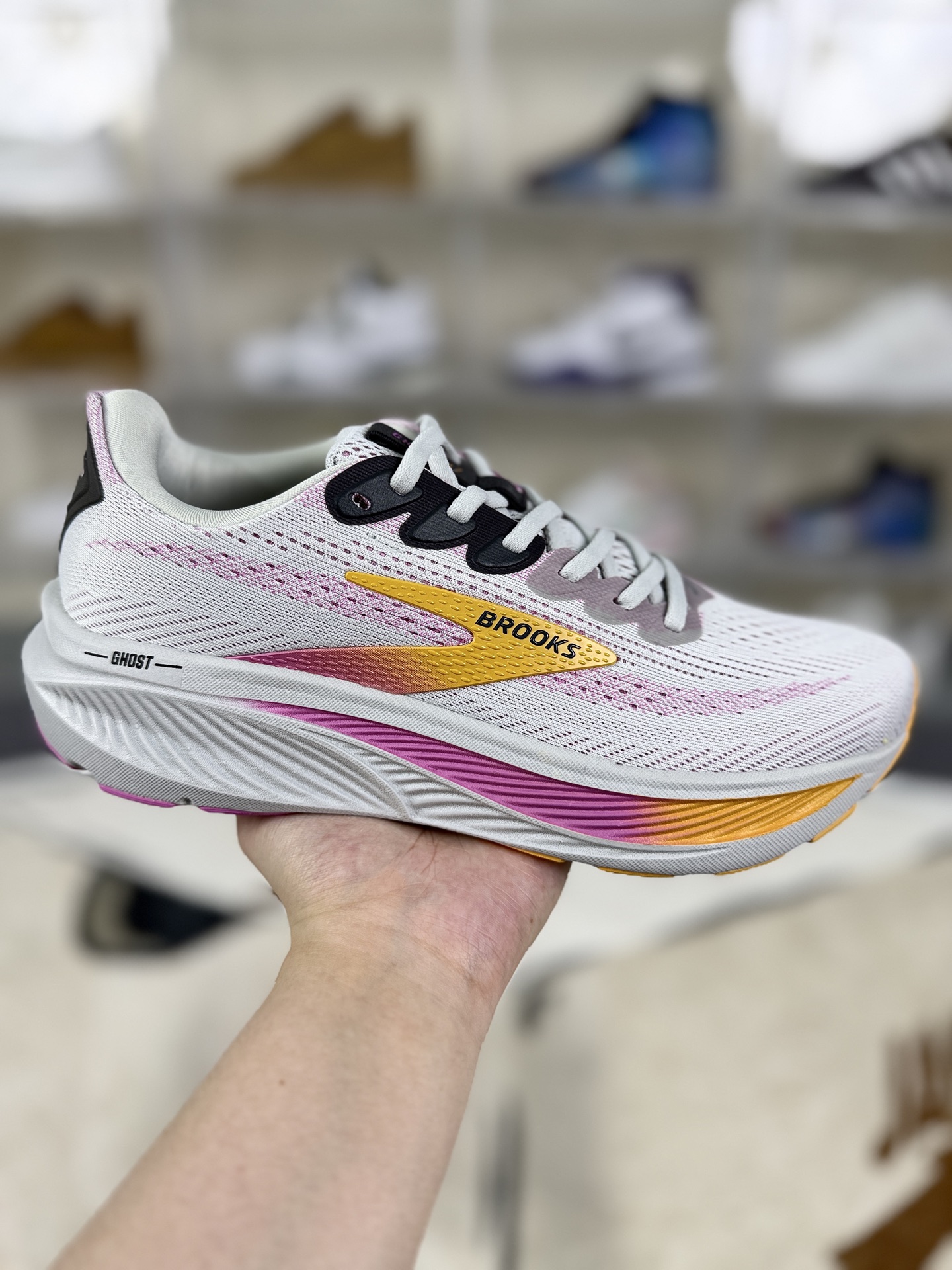 Brooks Ghost 17 Gray/Pink Running Shoes: Cushioned, Durable, and Lightweight