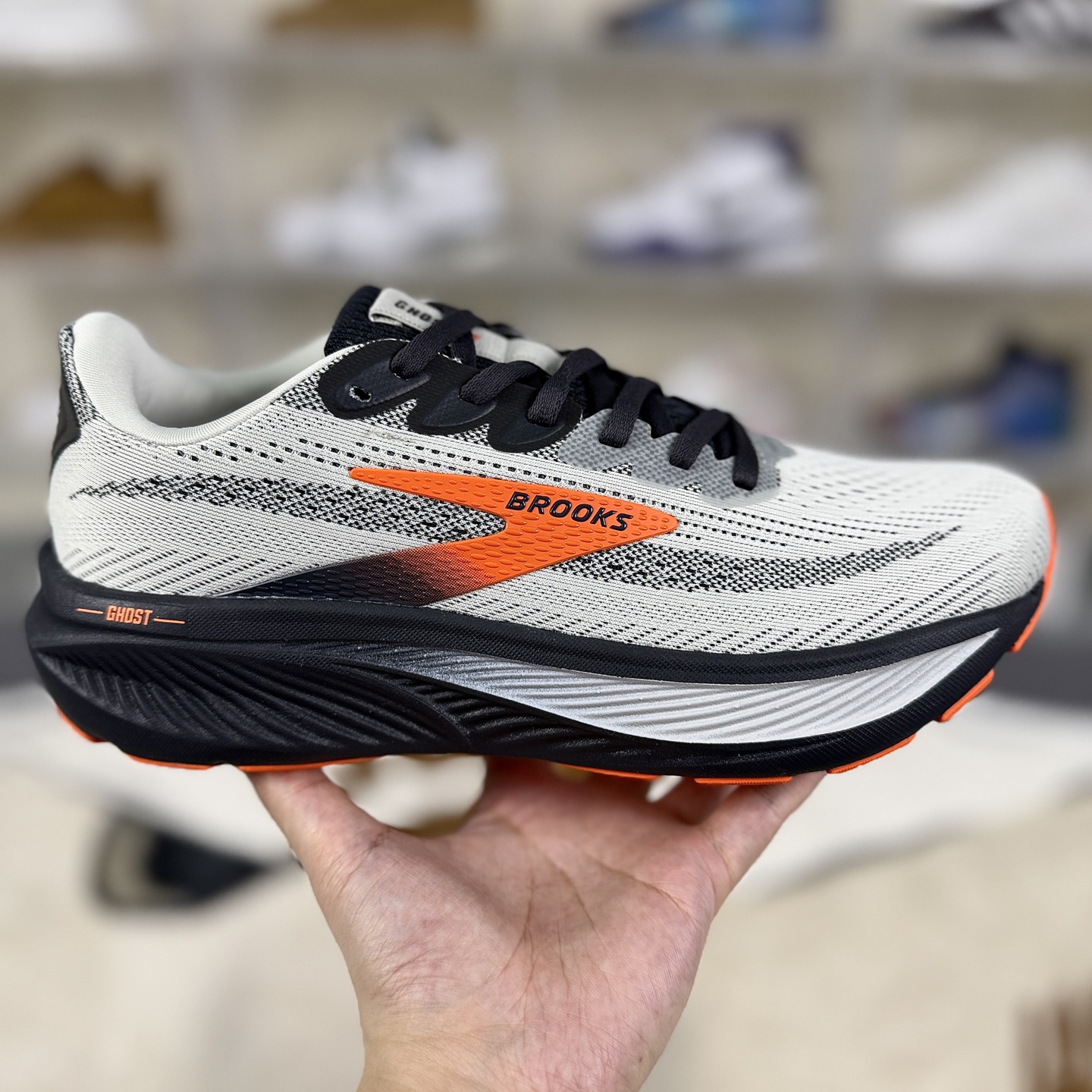 Brooks Ghost 17 Men's Running Shoes - Comfortable, Lightweight, and Durable 8 i1760298181432 4134 0 5