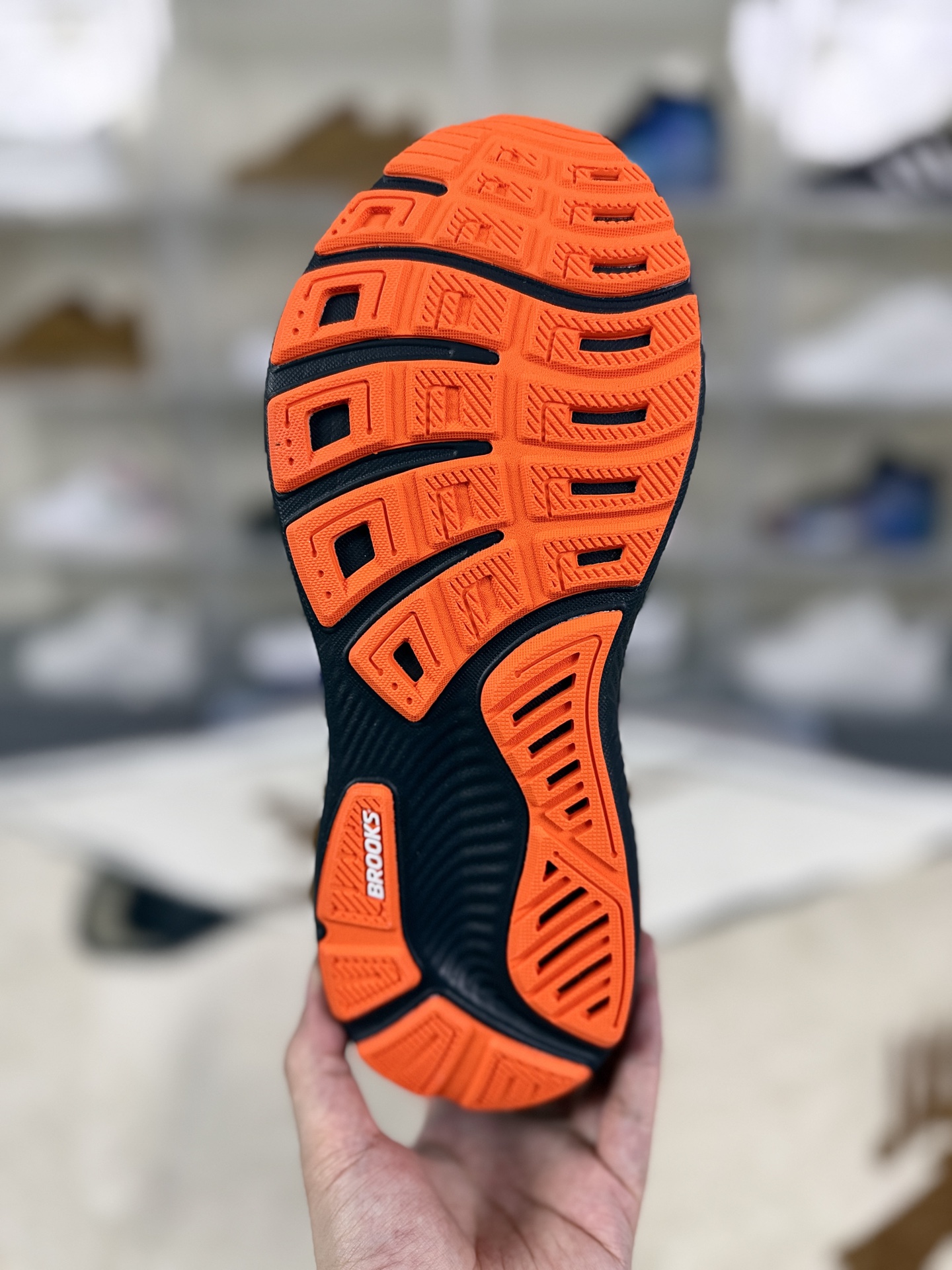 Brooks Ghost 17 Men's Running Shoes - Comfortable, Lightweight, and Durable 7 i1760298184921 19 0 4