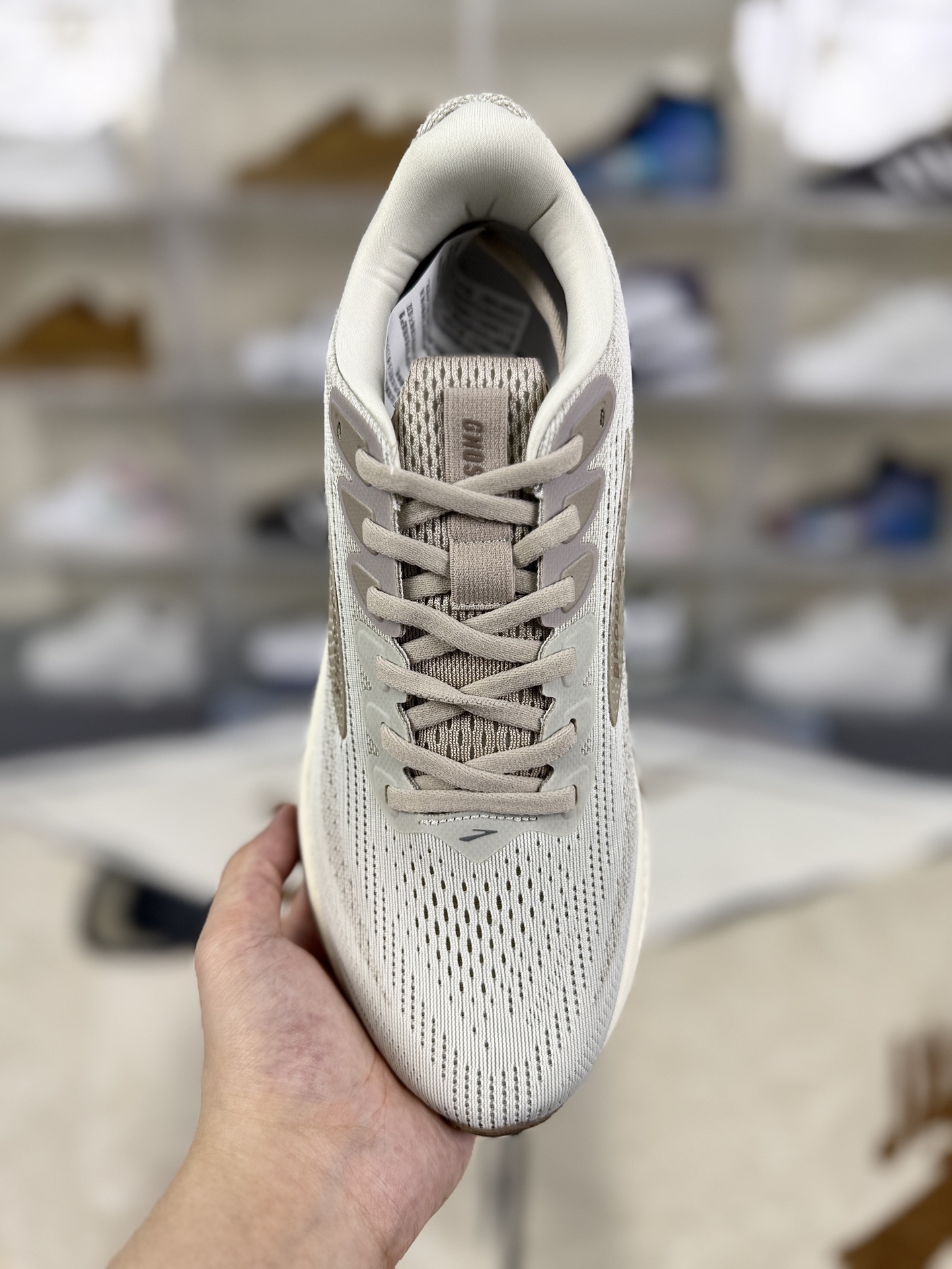 Brooks Ghost 17 Men's Running Shoes - White/Brown, Comfortable and Durable 5 i1760298235876 5376 0 3