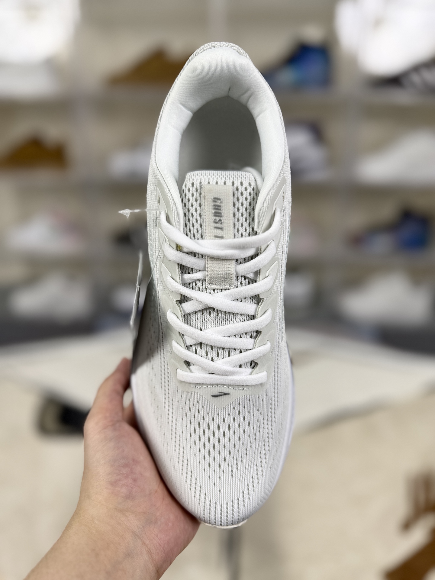 Brooks Ghost 17: Stylish, Comfortable, Lightweight Running Shoes for Men & Women 5 i1760298300191 1591 0 3