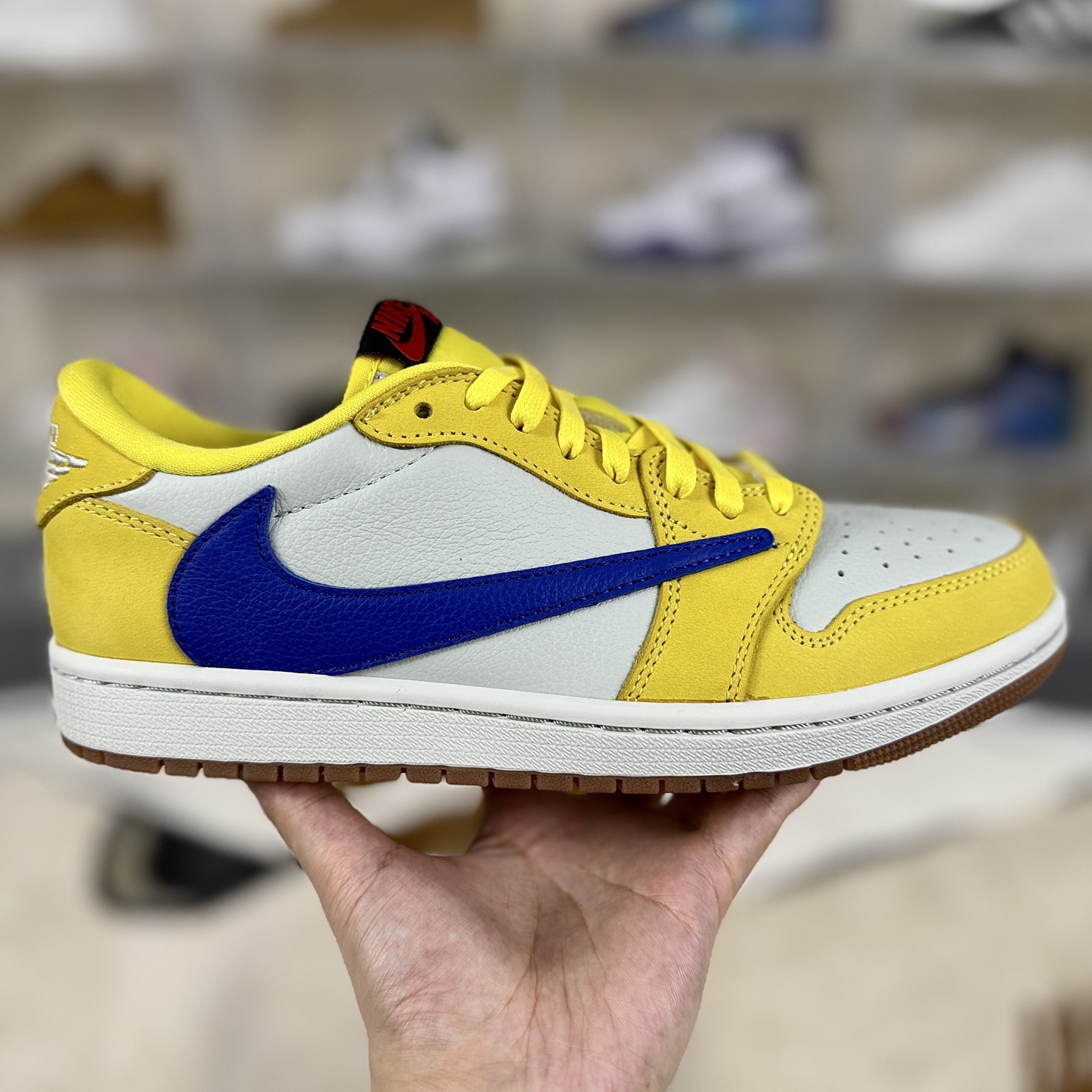 Travis Scott x Air Jordan 1 Low OG Canary Yellow - Retro Basketball Shoes 8 i1760298371607 4253 0 5