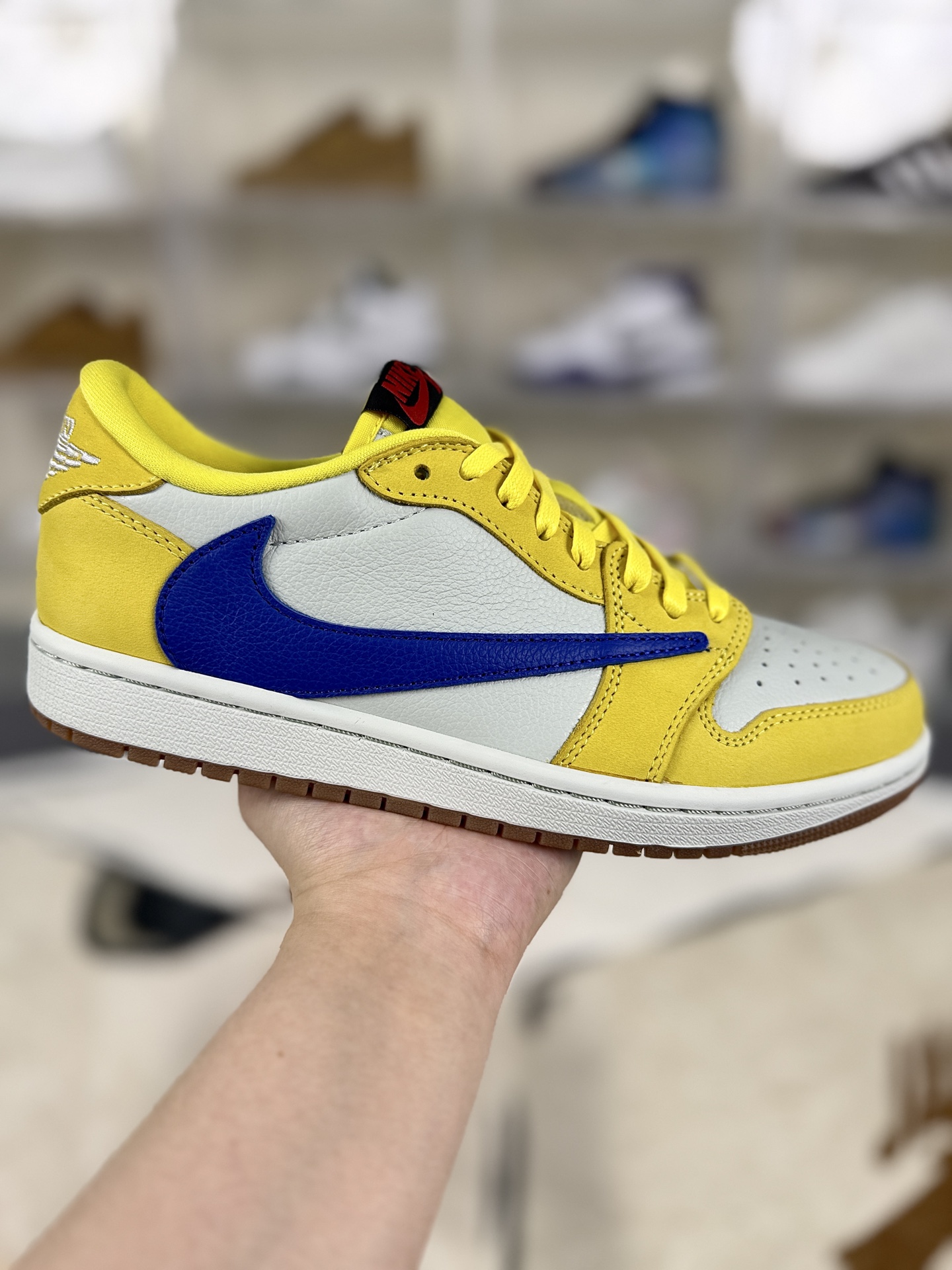 Travis Scott x Air Jordan 1 Low OG Canary Yellow - Retro Basketball Shoes