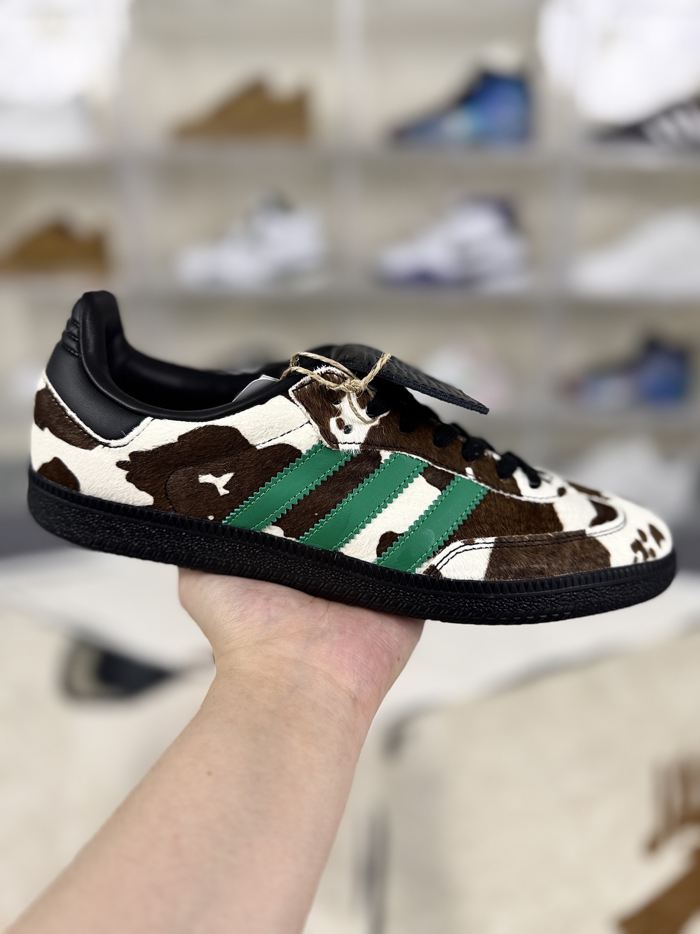Adidas Originals Samba LT Women's Low-Top Sneakers - Black, White & Green