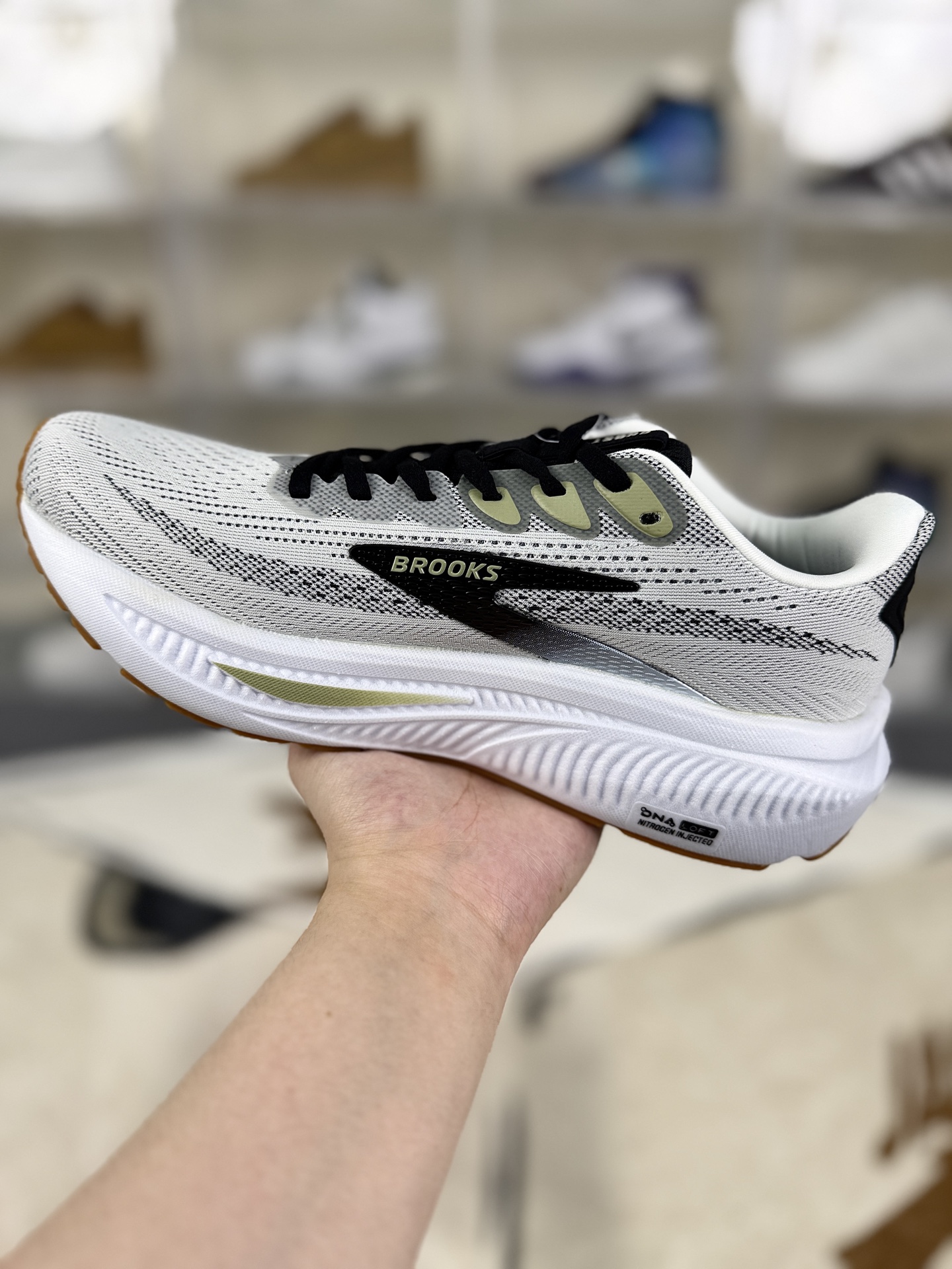 Brooks Ghost 17 Men's Running Shoes | Comfortable, Lightweight, and Durable 3 i1760298649810 790 0 1