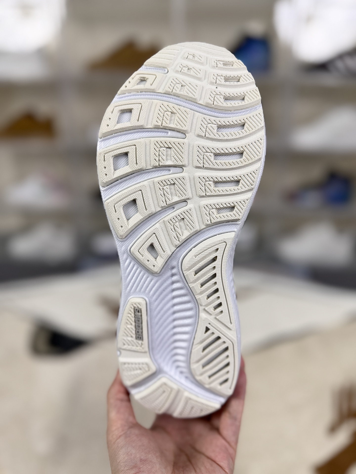 Brooks Ghost 17: Stylish, Comfortable, Lightweight Running Shoes for Men & Women 7 i1760298919144 9974 0 4
