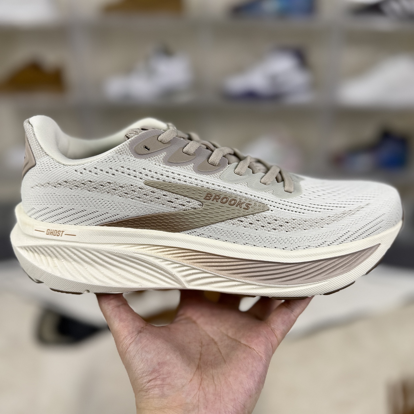 Brooks Ghost 17 Men's Running Shoes - White/Brown, Comfortable and Durable 8 i1760299231005 4594 0 5