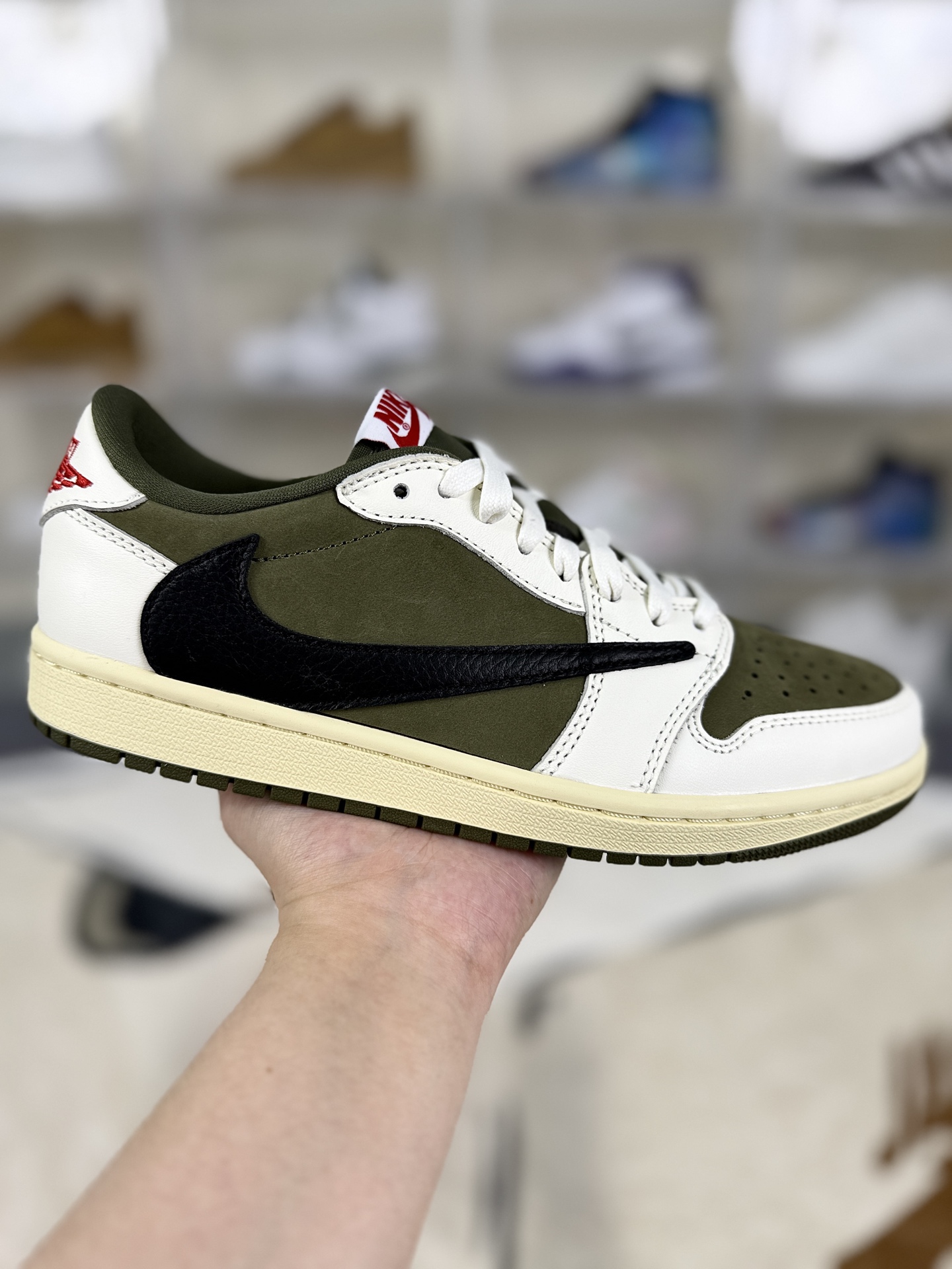 Travis Scott x Air Jordan 1 Low OG 'Medium Olive' Basketball Shoes