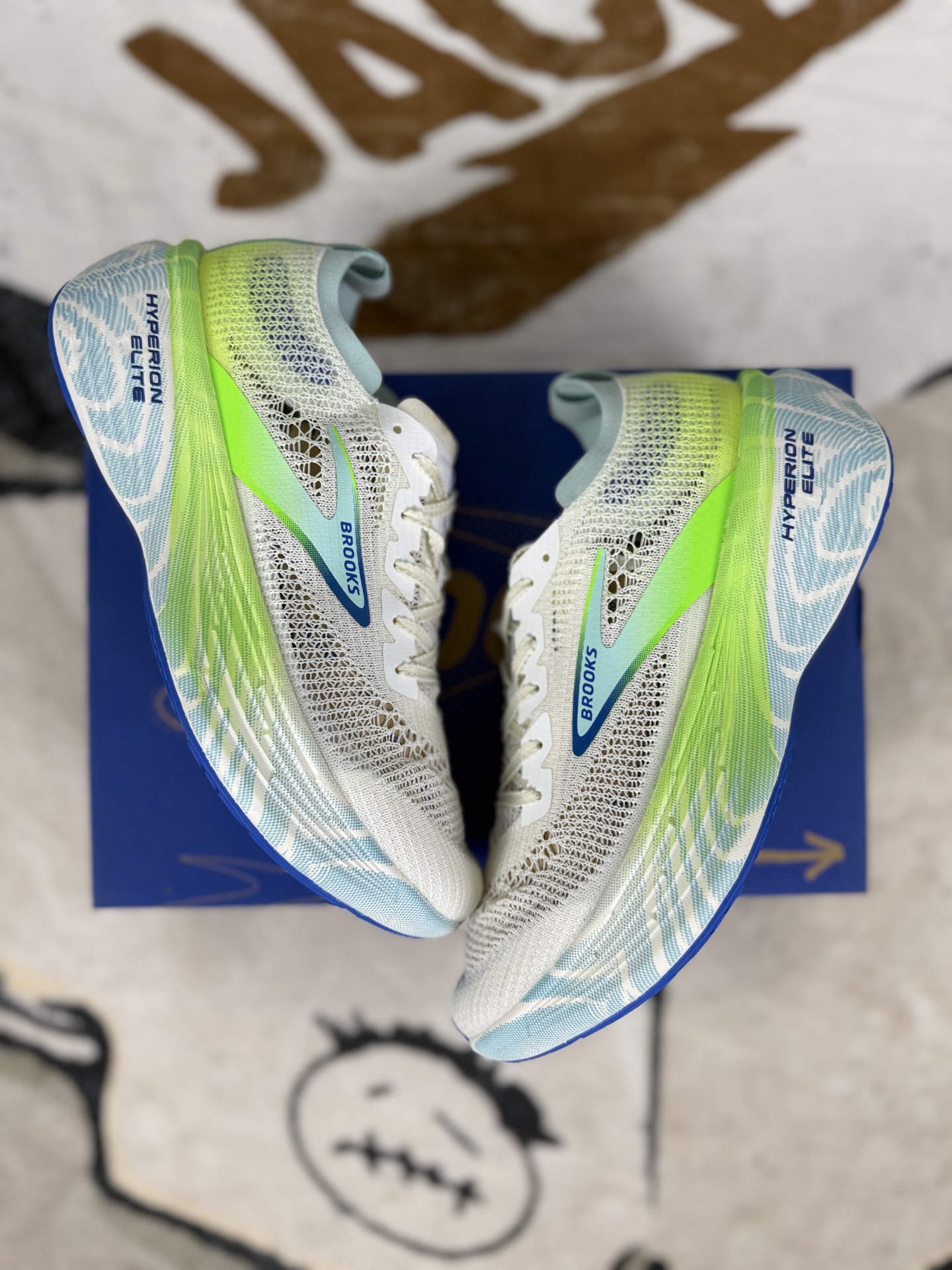 Brooks Hyperion Elite White Green Running Shoes - Lightweight & High Performance 5 i1760390585626 18 0 6