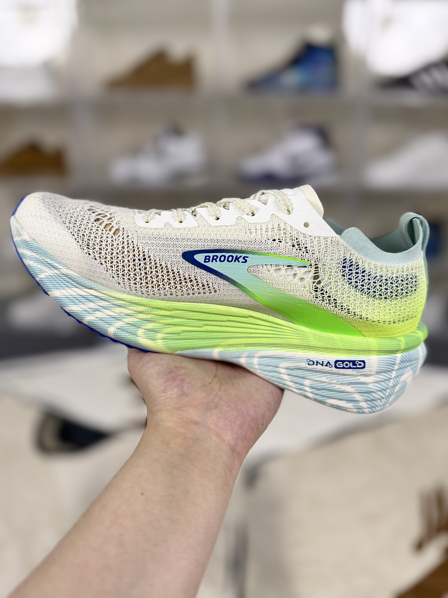 Brooks Hyperion Elite White Green Running Shoes - Lightweight & High Performance 2 i1760390585665 938 0 1