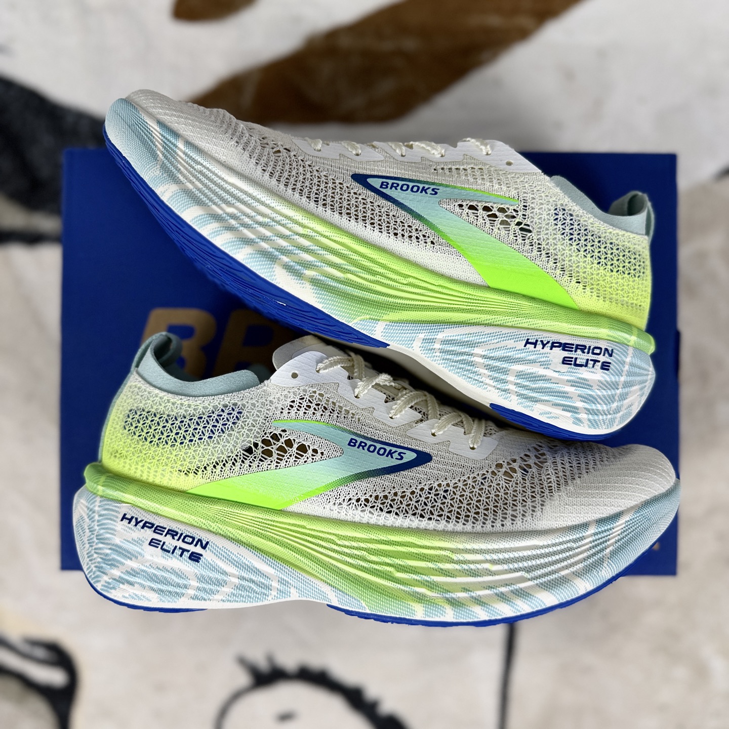 Brooks Hyperion Elite White Green Running Shoes - Lightweight & High Performance 8 i1760390587955 5773 0 7