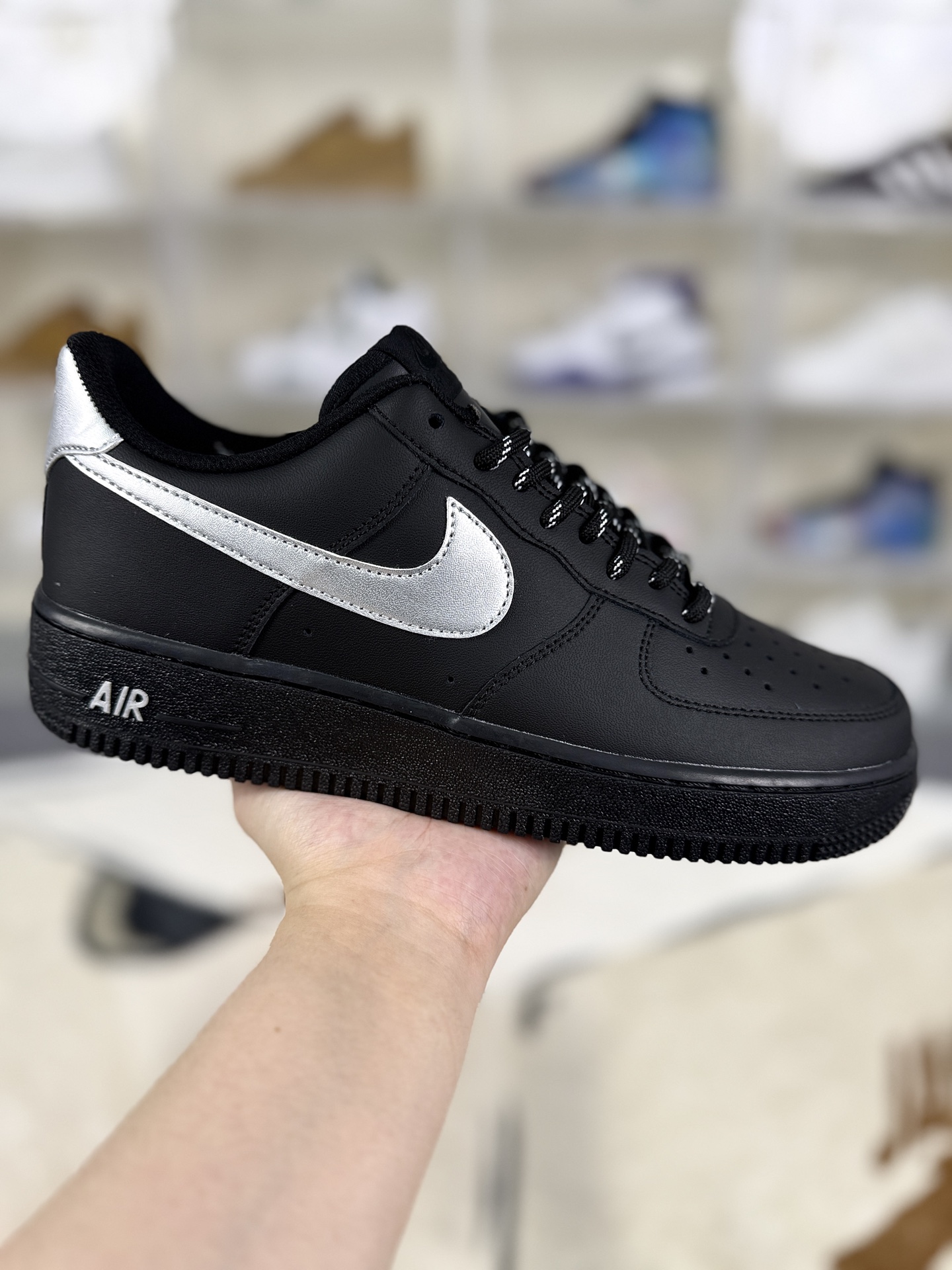 Nike Air Force 1 'Black Knight' Low-Top Sneakers - Sleek, Comfortable, and Trendy