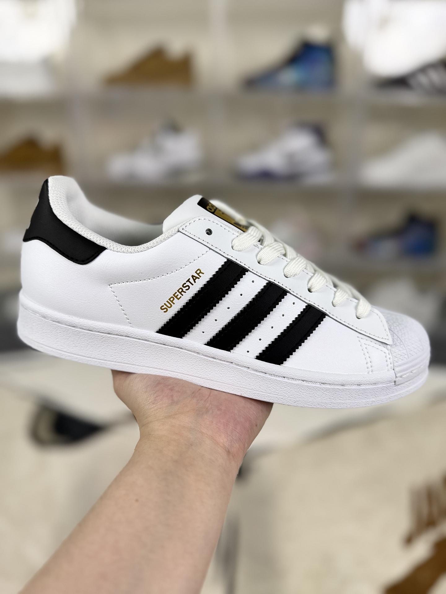 Adidas Originals Superstar Low Top Sneakers - White & Black, Unisex Design 1 i1760723288217 361 0 0