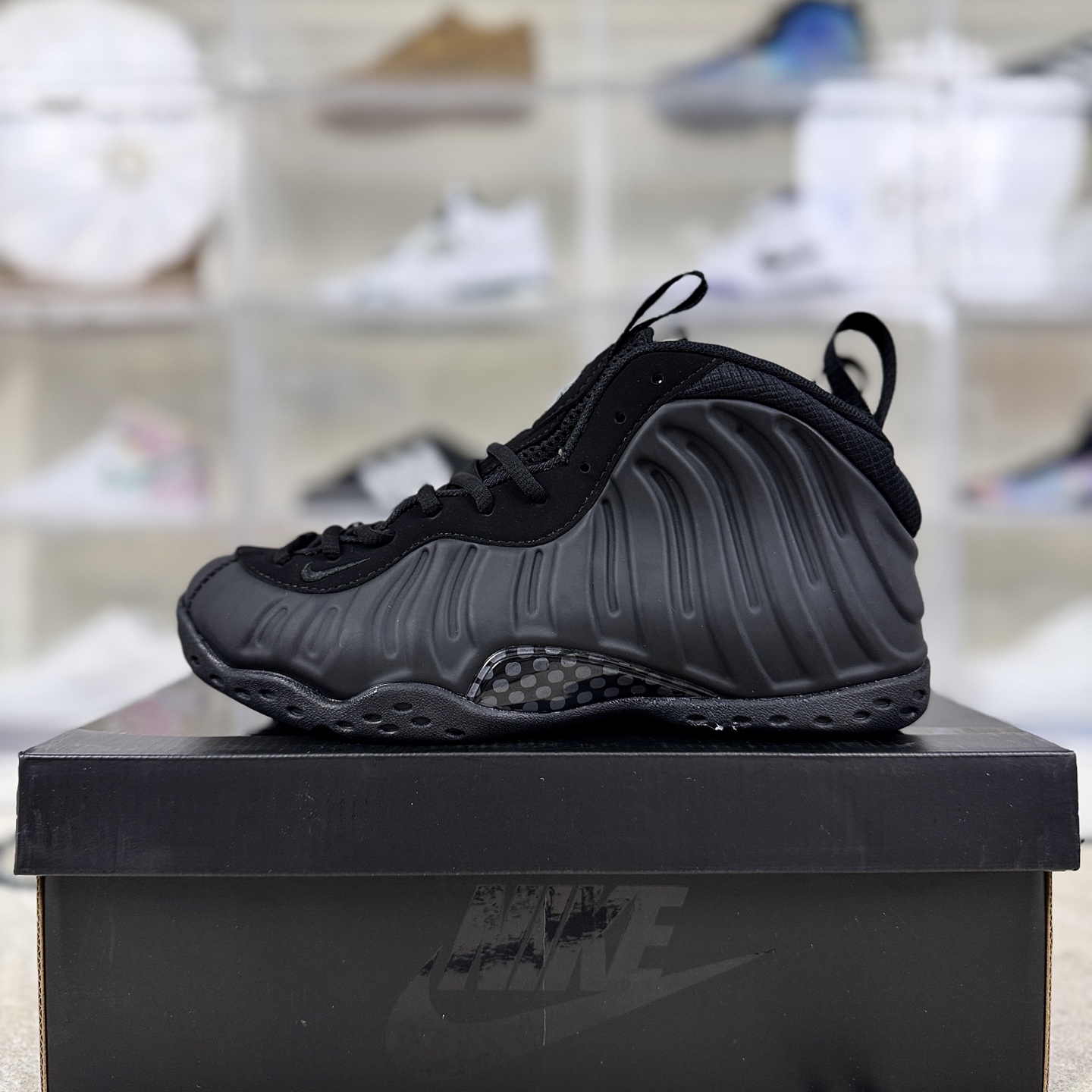 Nike Air Foamposite One Anthracite Basketball Shoes - Black, Retro Style 9 i1760907936155 5713 0 8