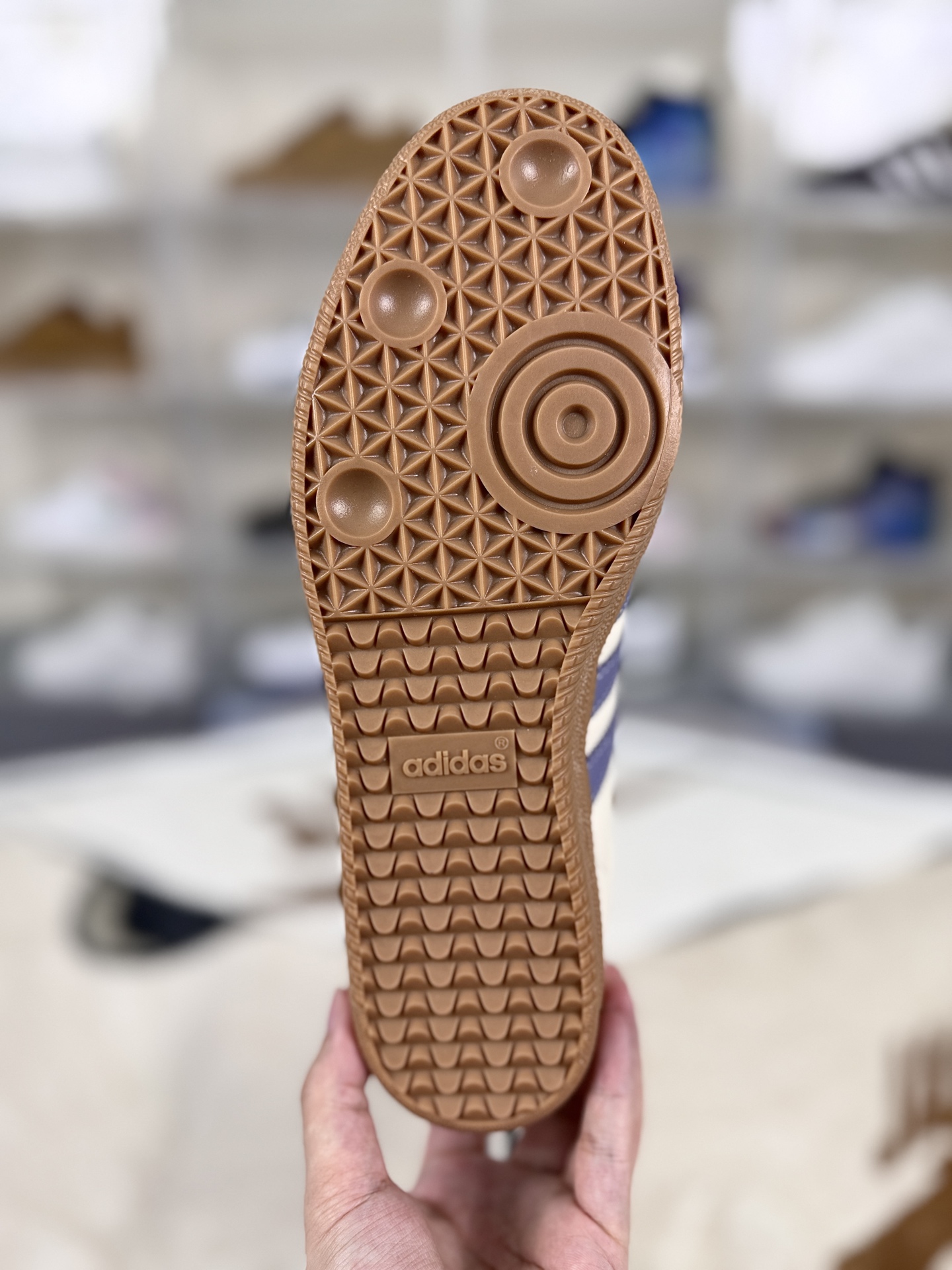 i1760985505144 517 0 4